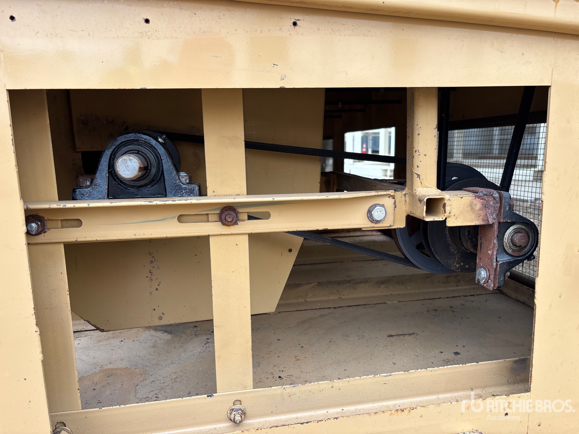 Oliver 240