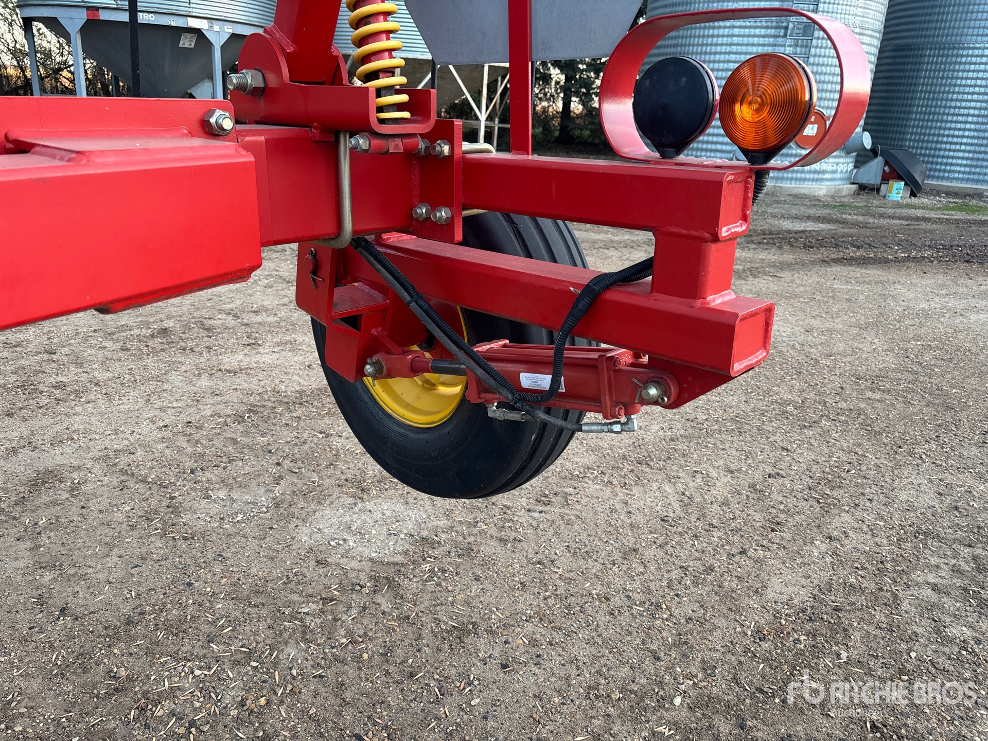 2013 Bourgault 6000