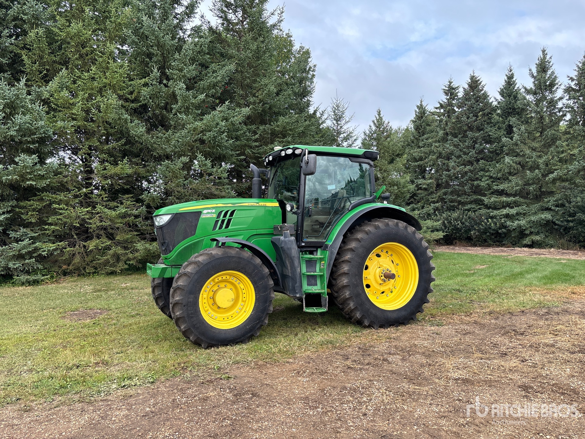 2013 John Deere 6170R