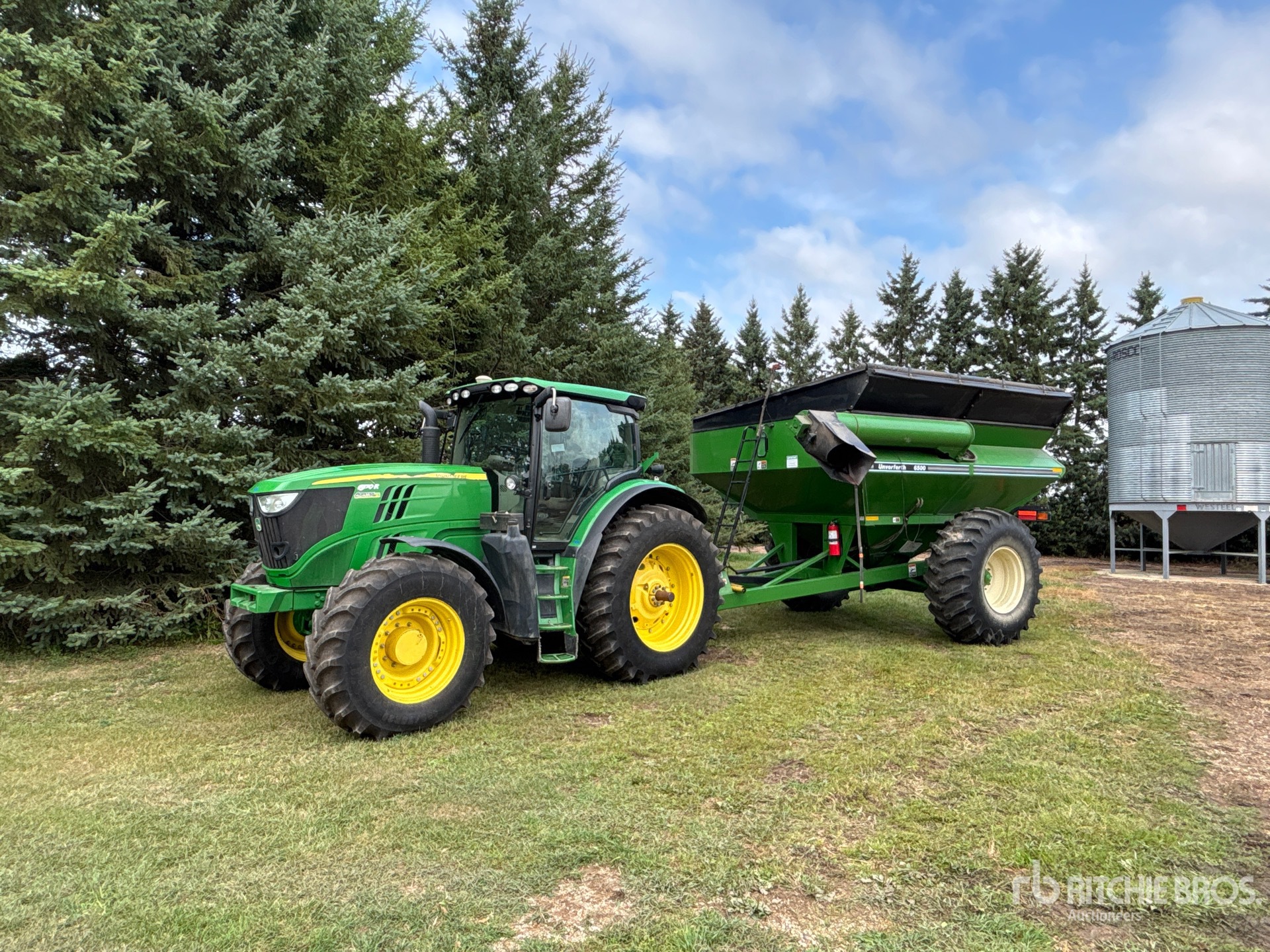 2013 John Deere 6170R