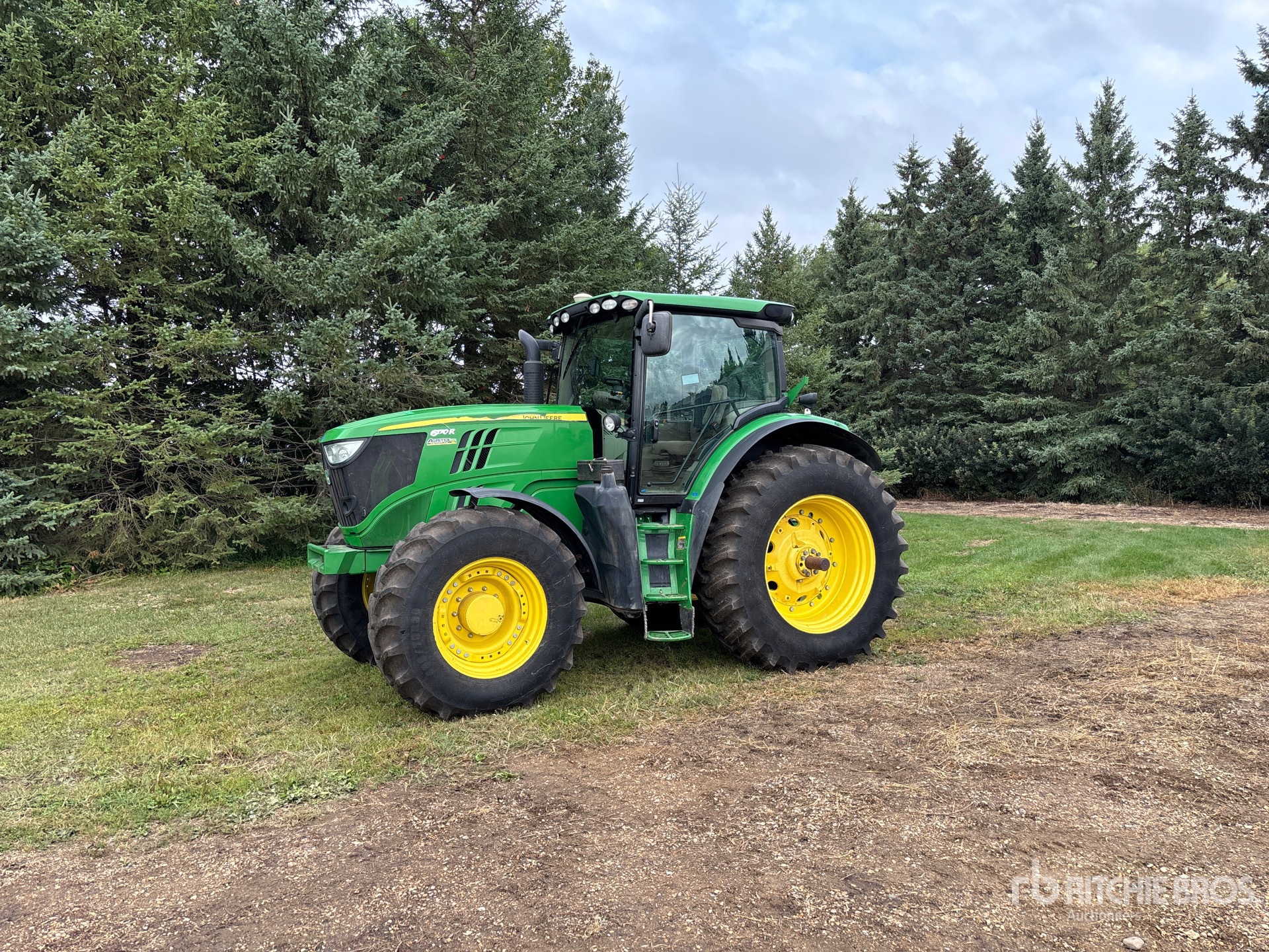 2013 John Deere 6170R
