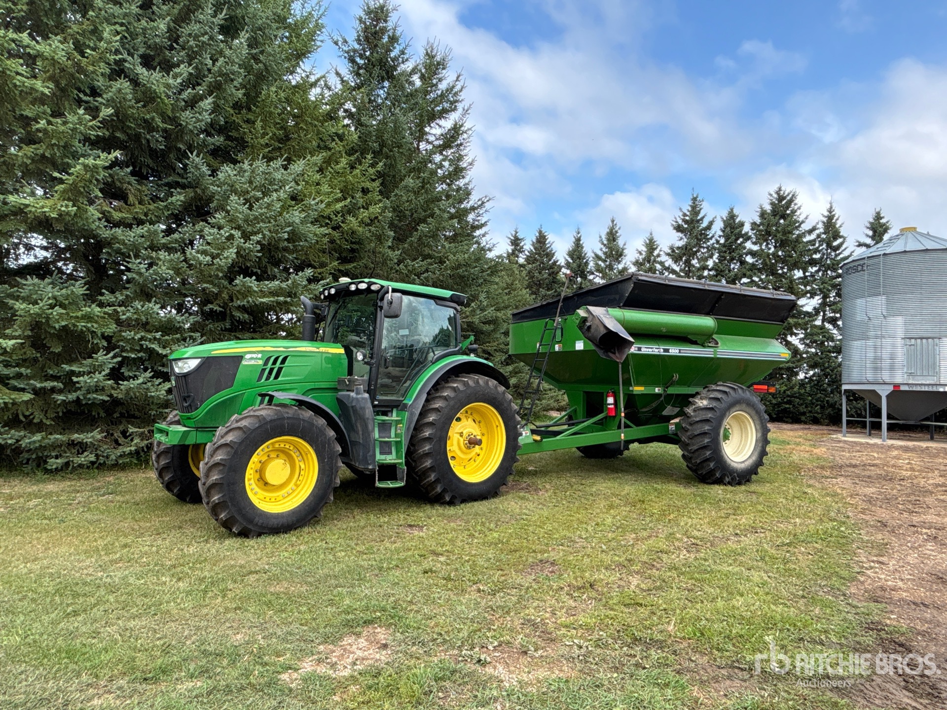 2013 John Deere 6170R