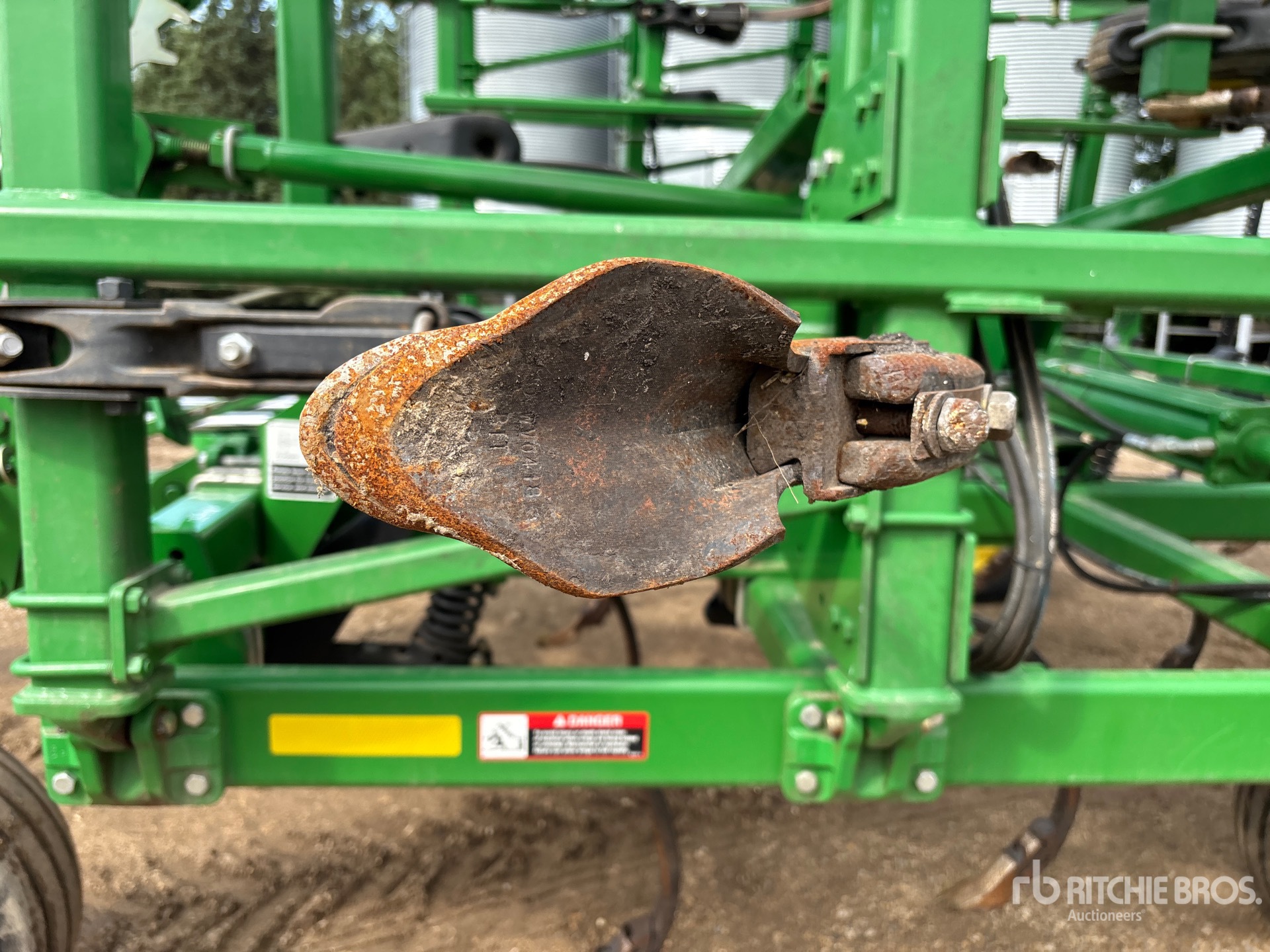 2014 John Deere 2410