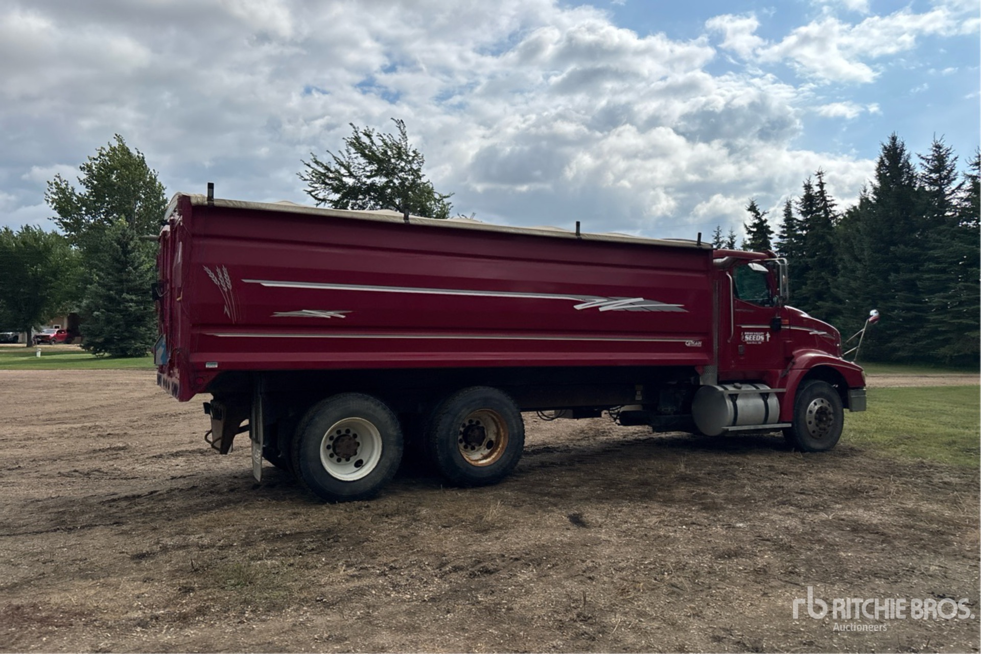 International 9200