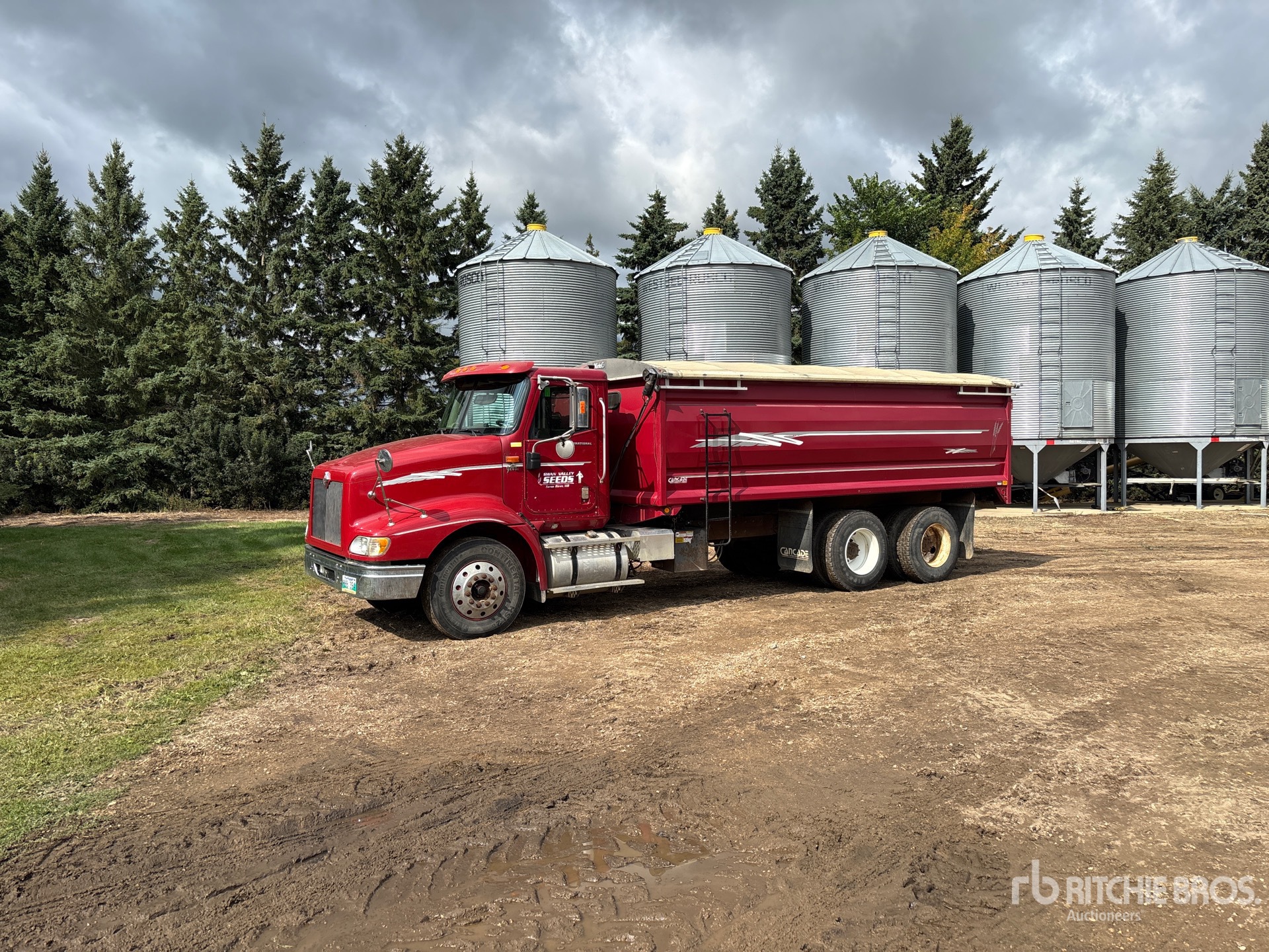 International 9200