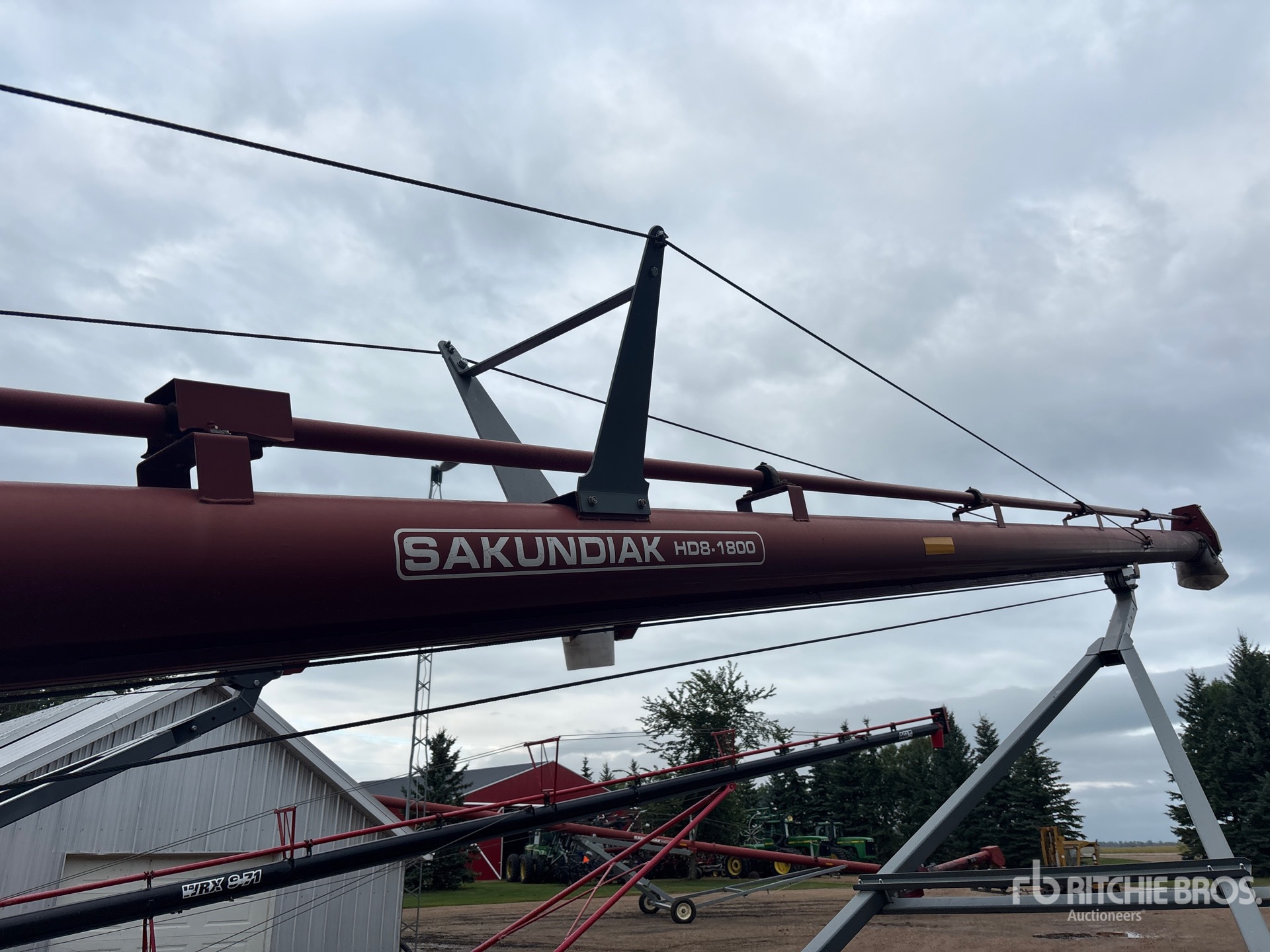 Sakundiak HD8-1800