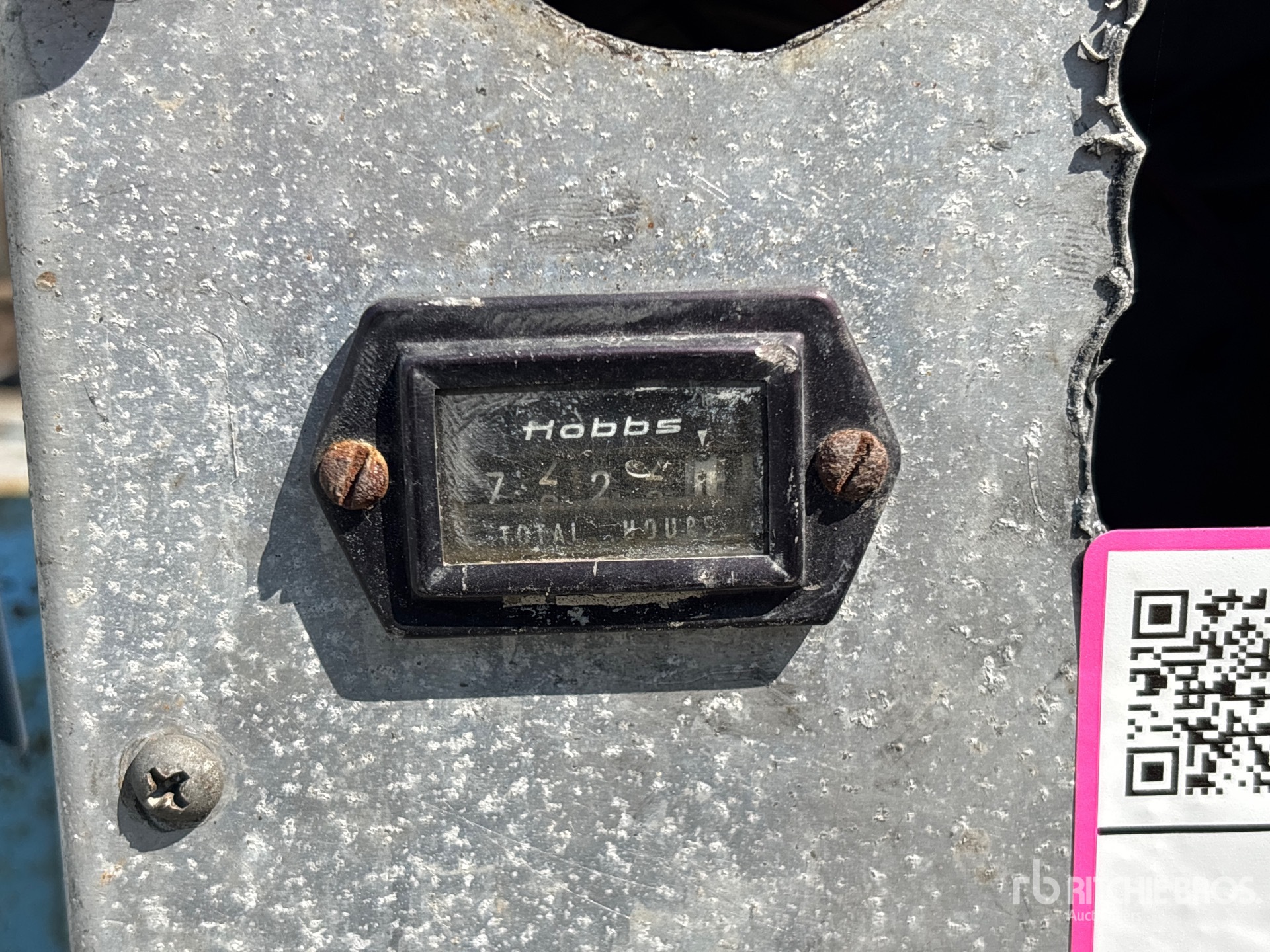 General Appearance with Hour Meter / Odometer