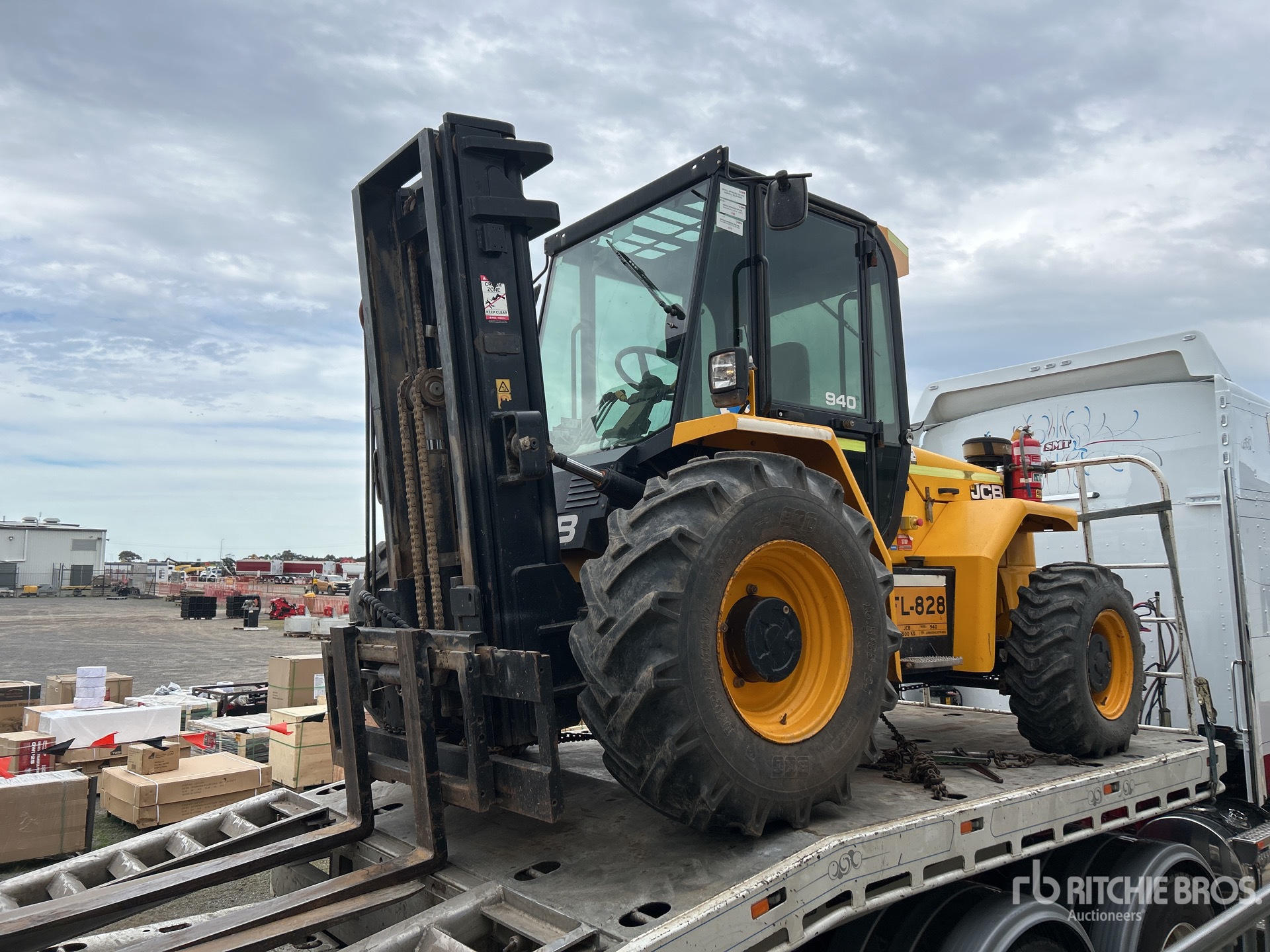 2019 JCB 9404