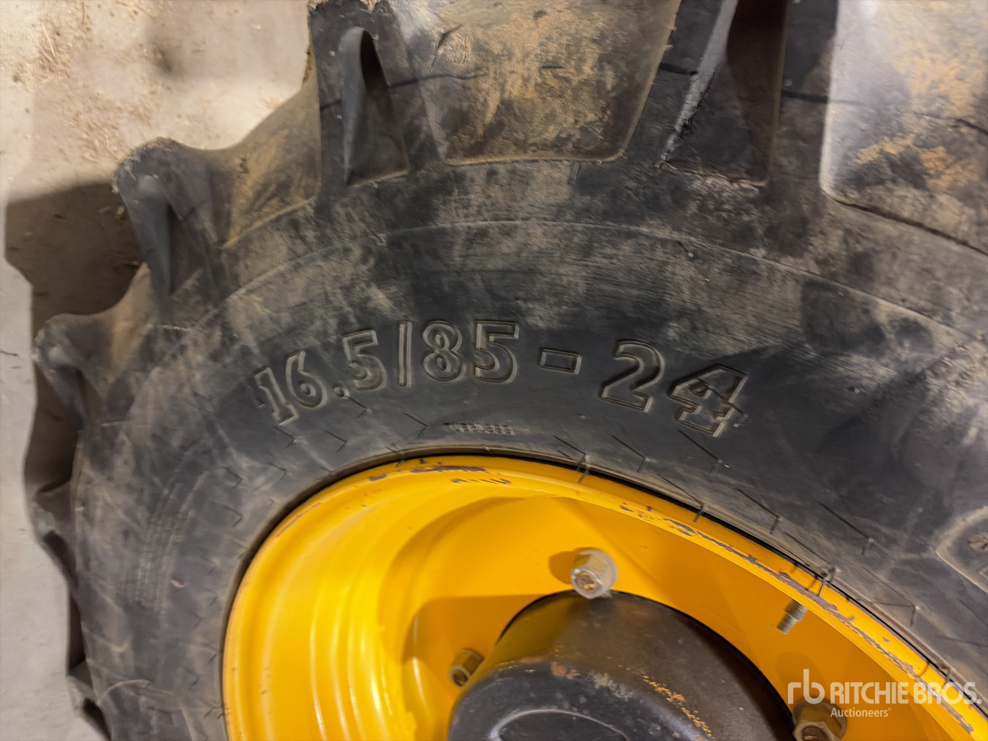 2018 JCB 9304