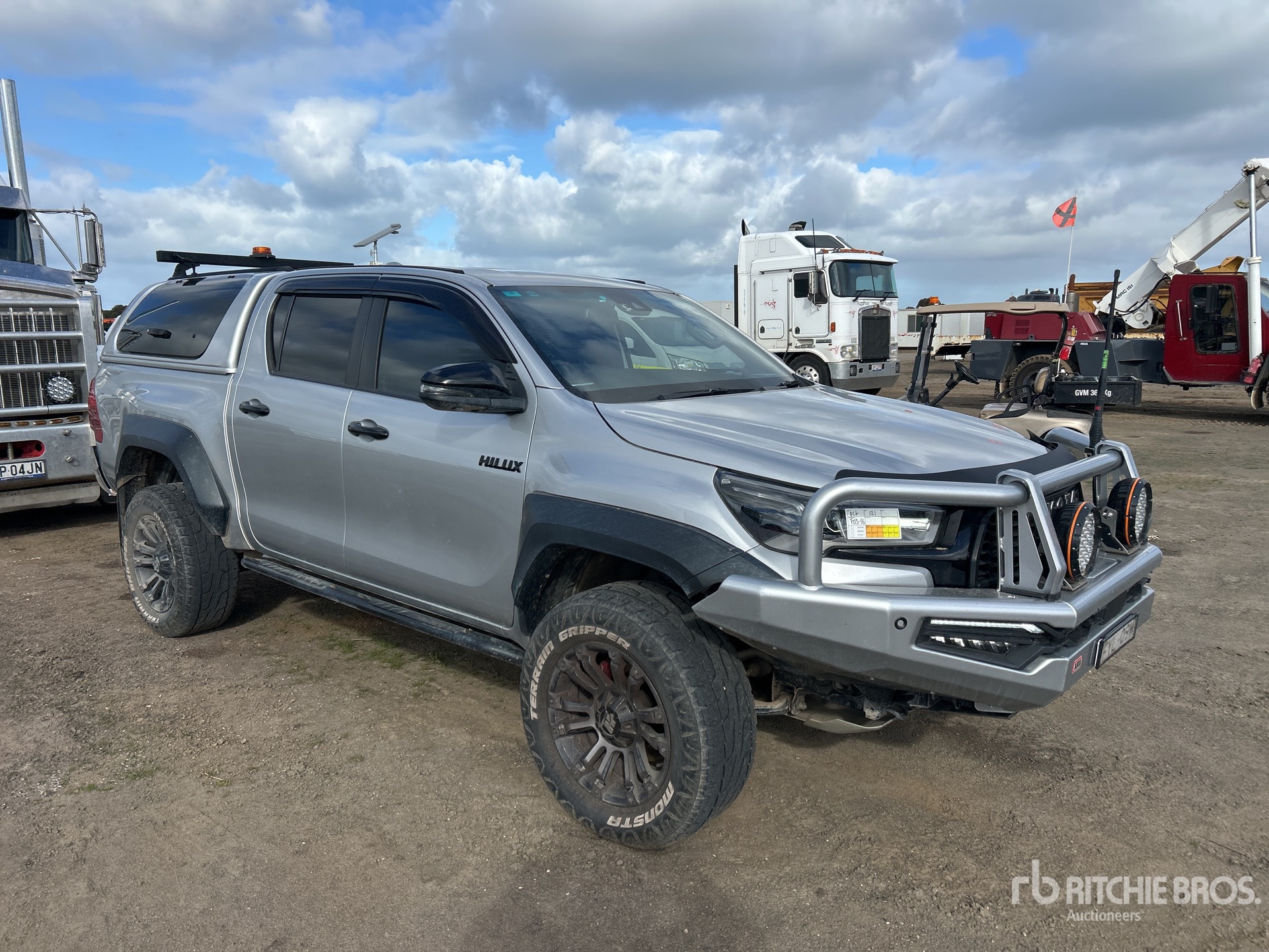 Photo of 2023 Toyota HILUX