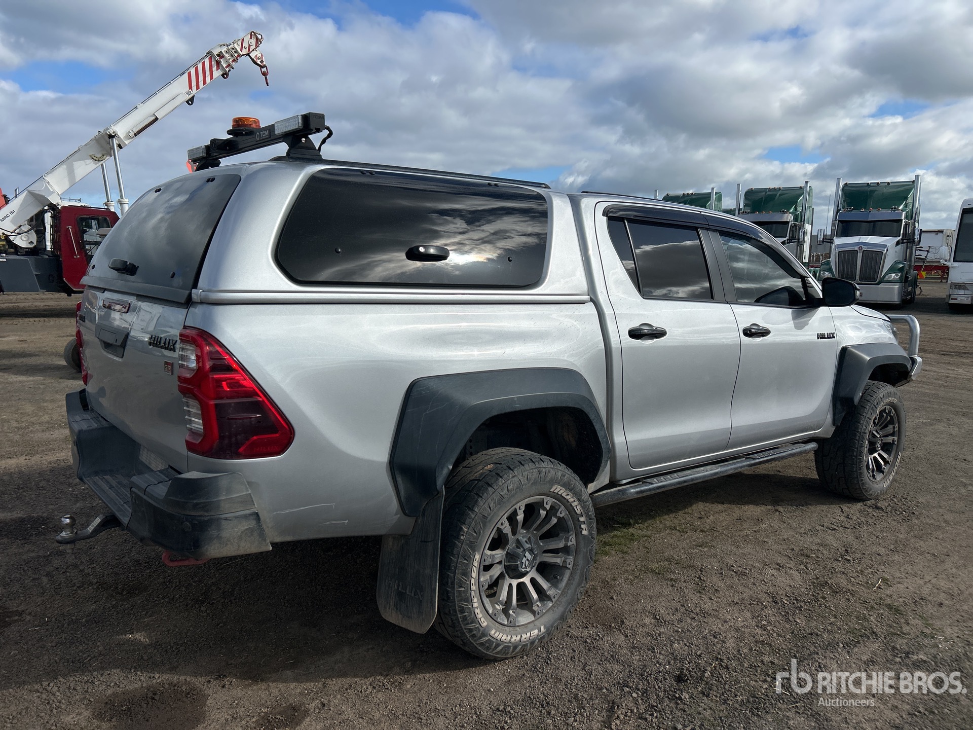 2023 Toyota HILUX