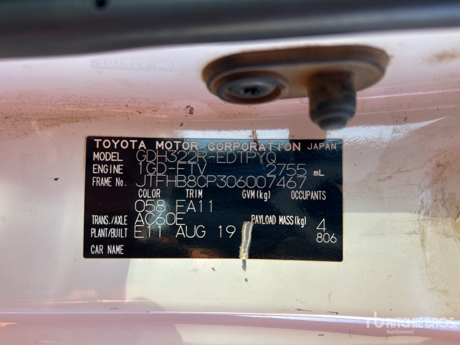 2019 Toyota HIACE