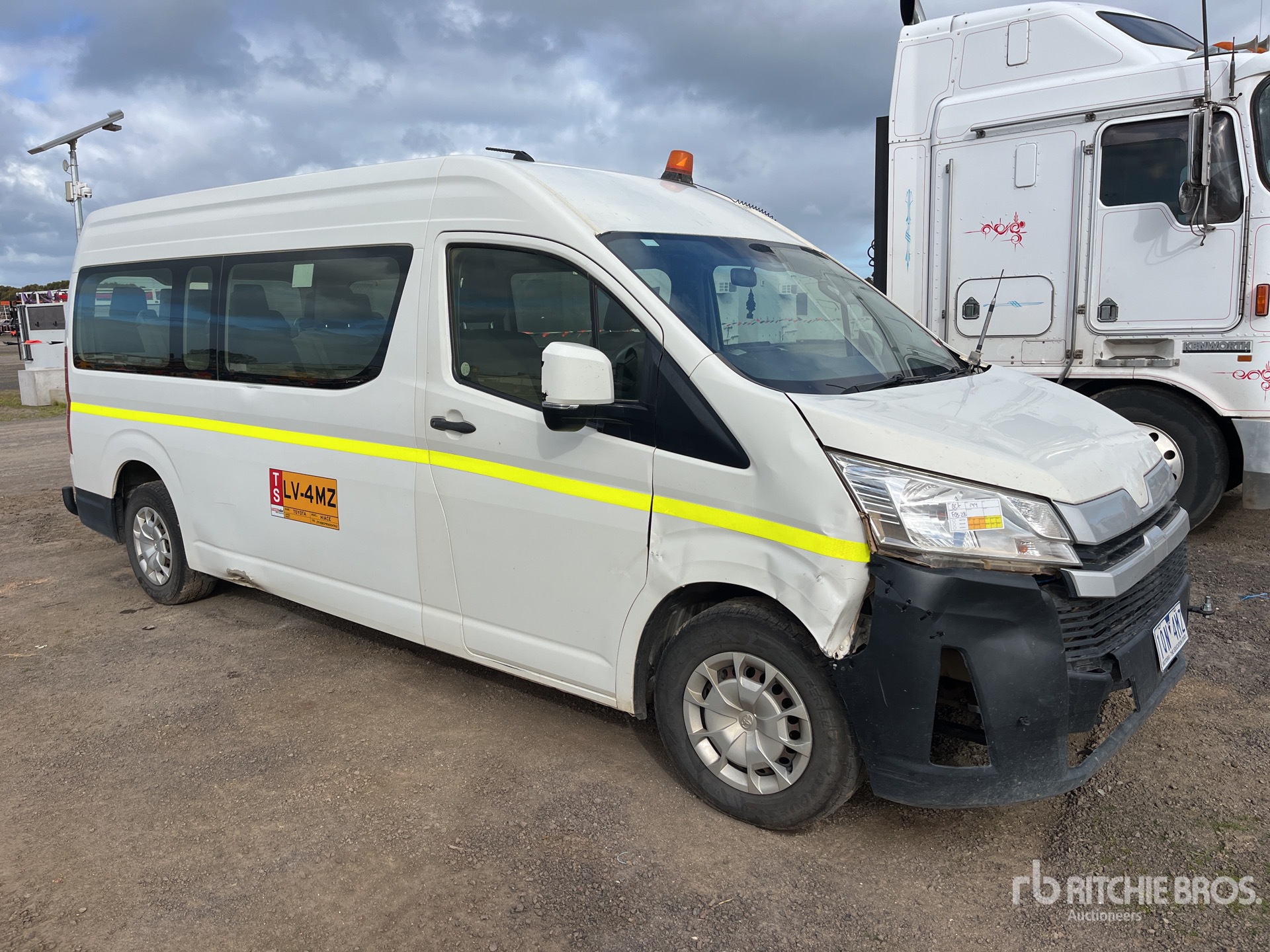 Photo of 2019 Toyota HIACE