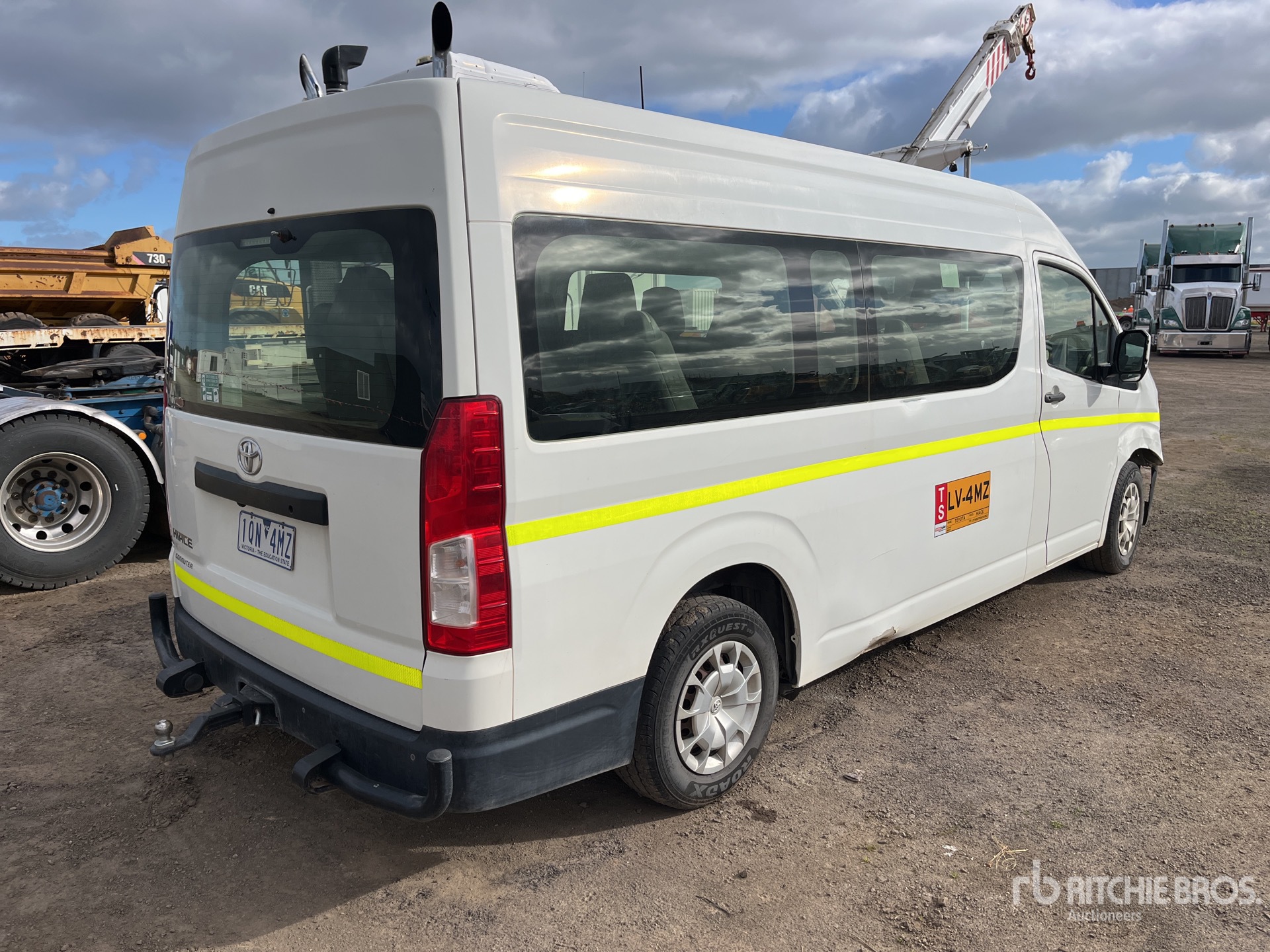 2019 Toyota HIACE