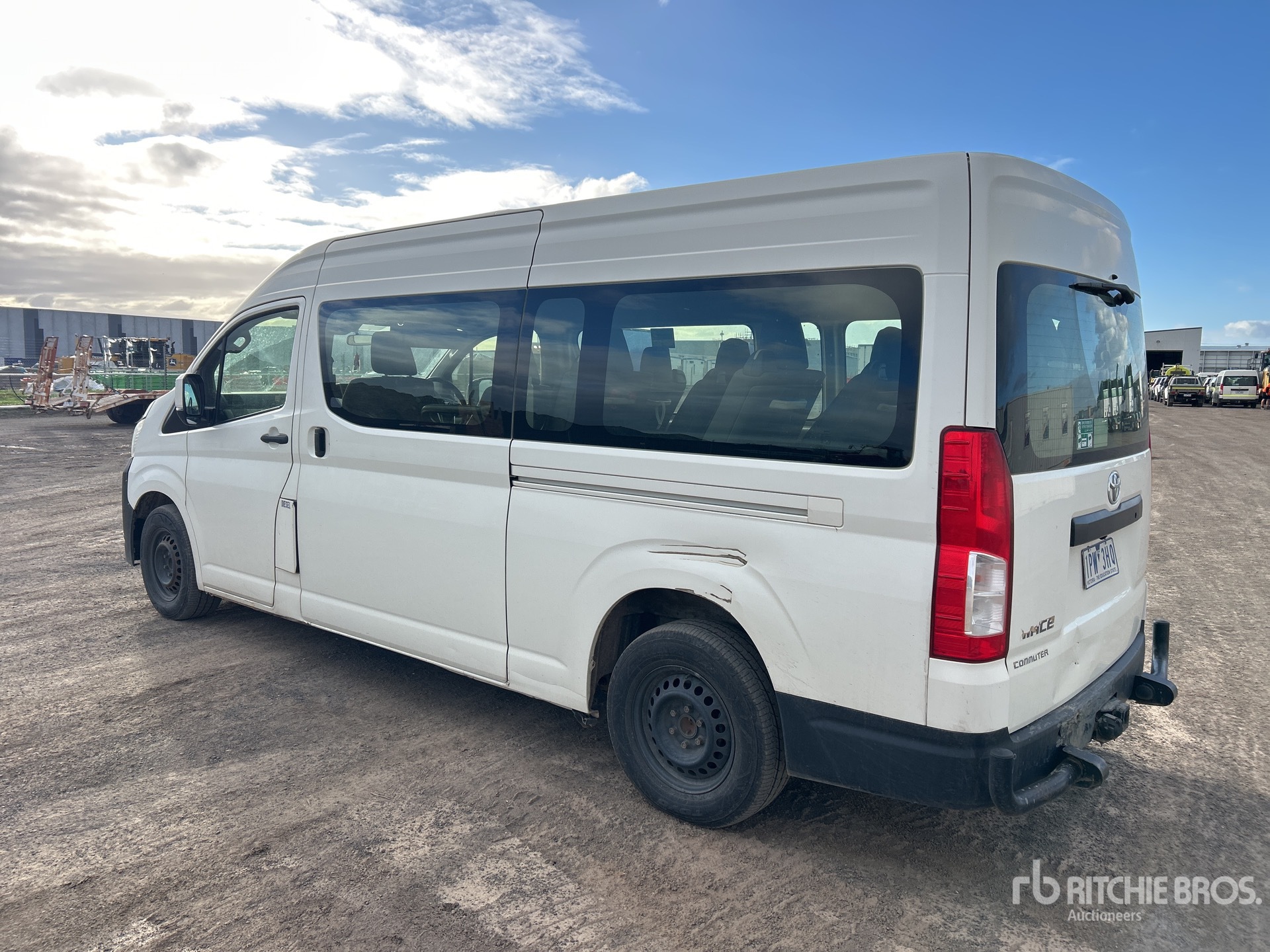 2019 Toyota HIACE COMMUTER
