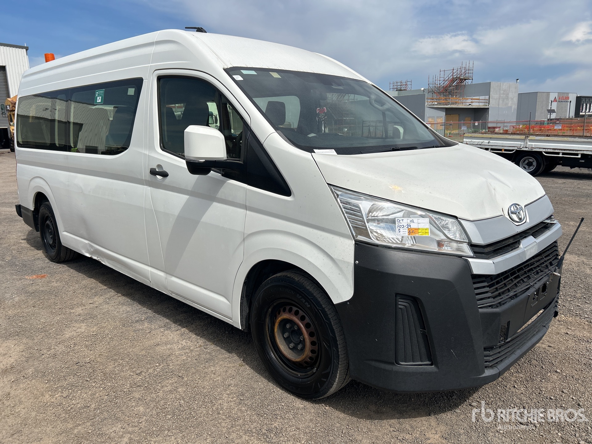 Photo of 2019 Toyota HIACE COMMUTER