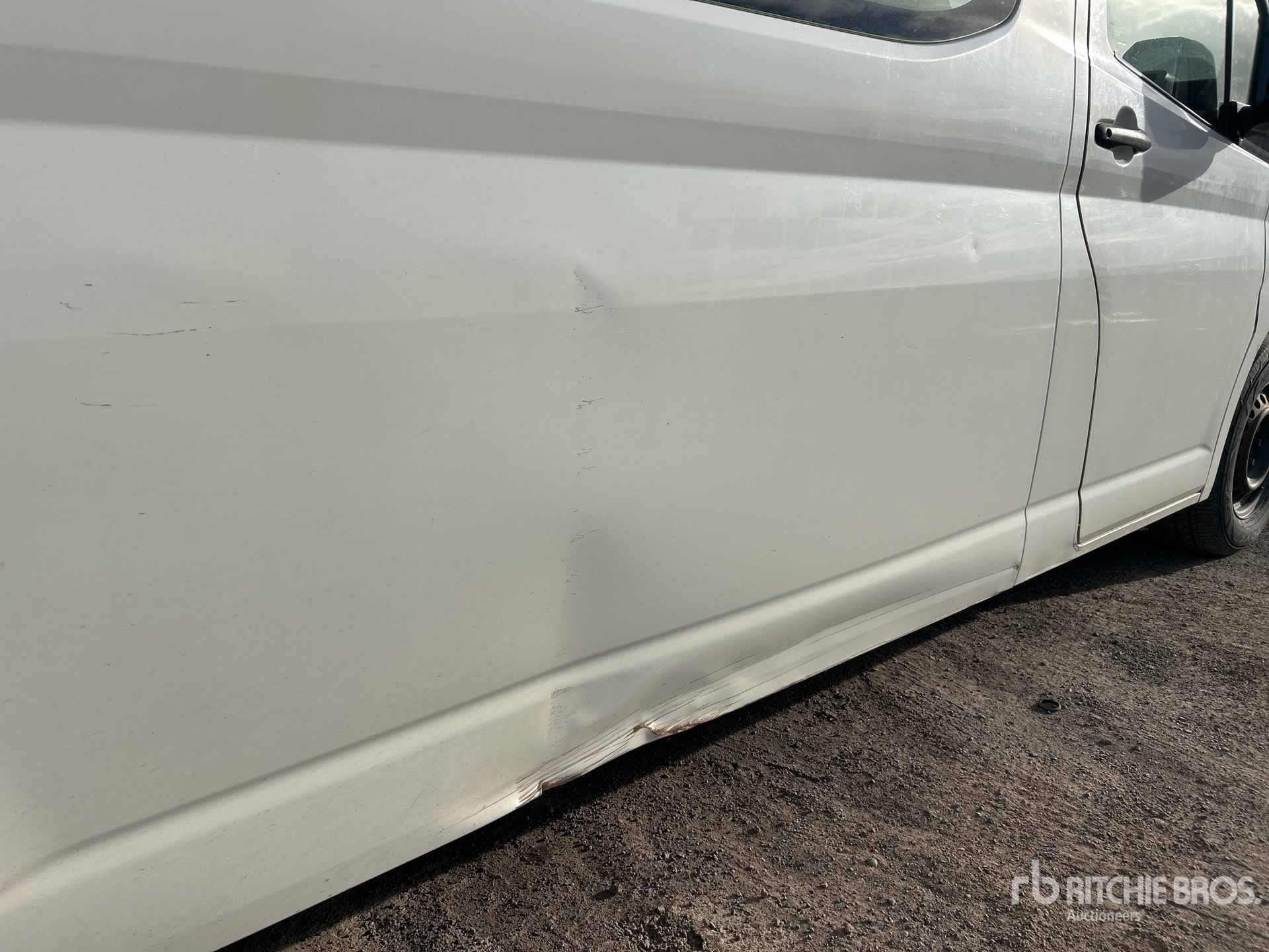 2019 Toyota HIACE COMMUTER