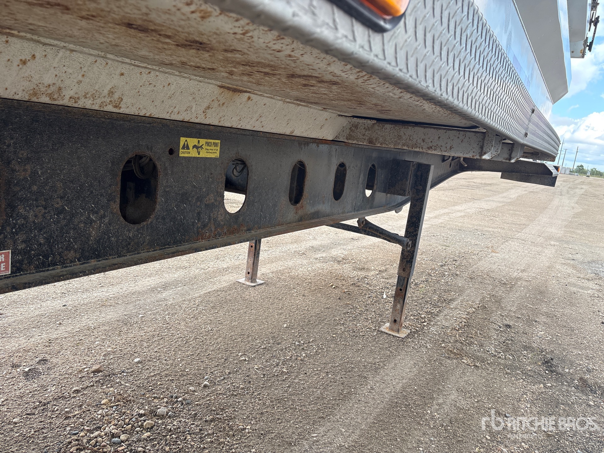 2014 Arnes 29 FT TRI/A