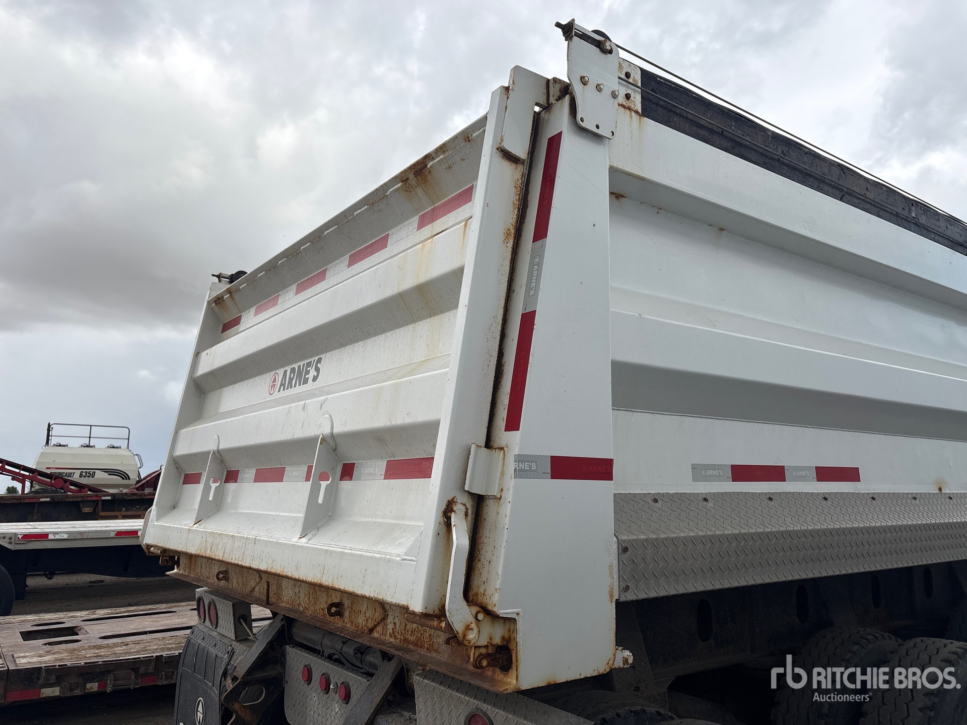2014 Arnes 29 FT TRI/A