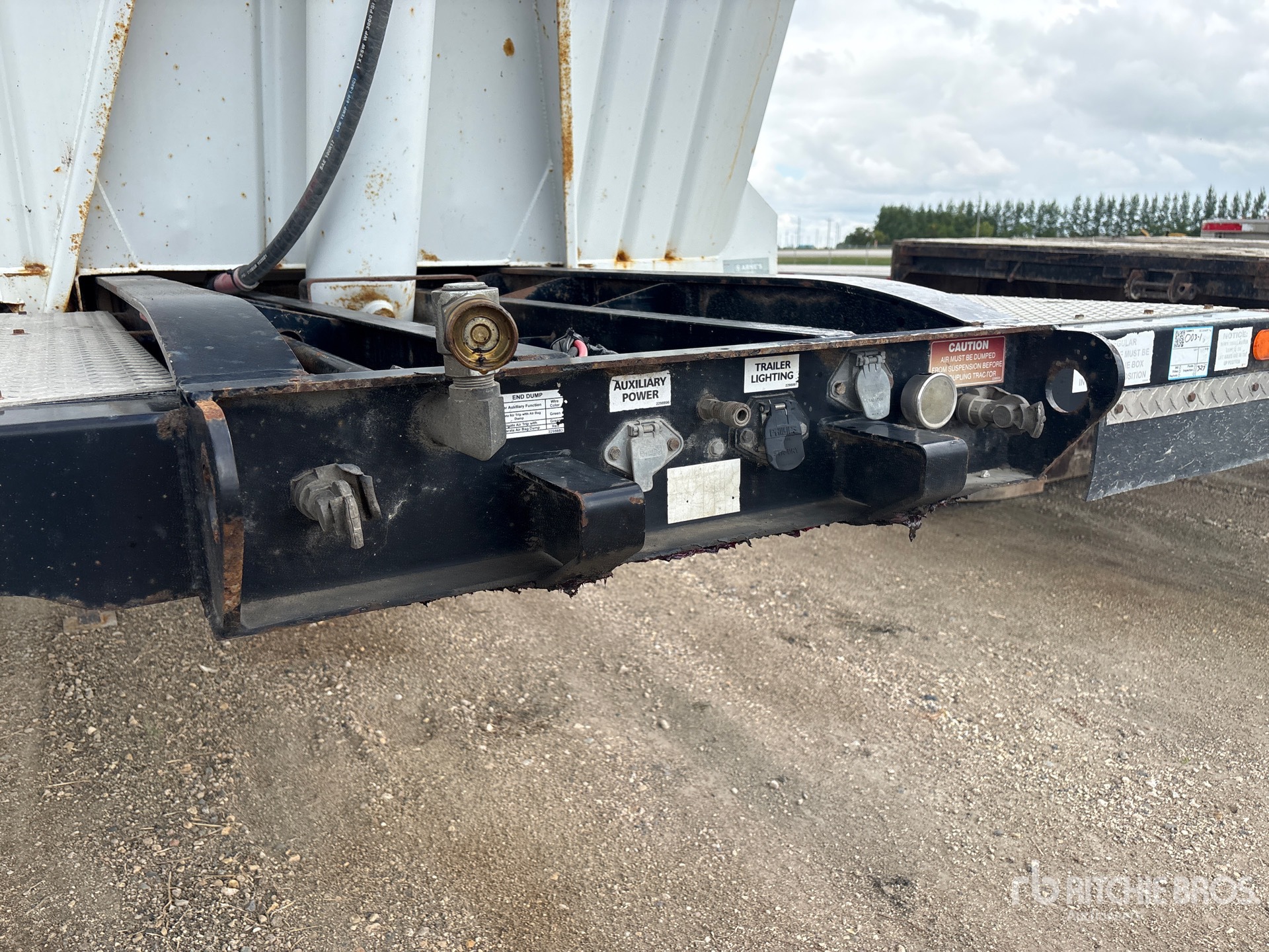 2014 Arnes 29 FT TRI/A