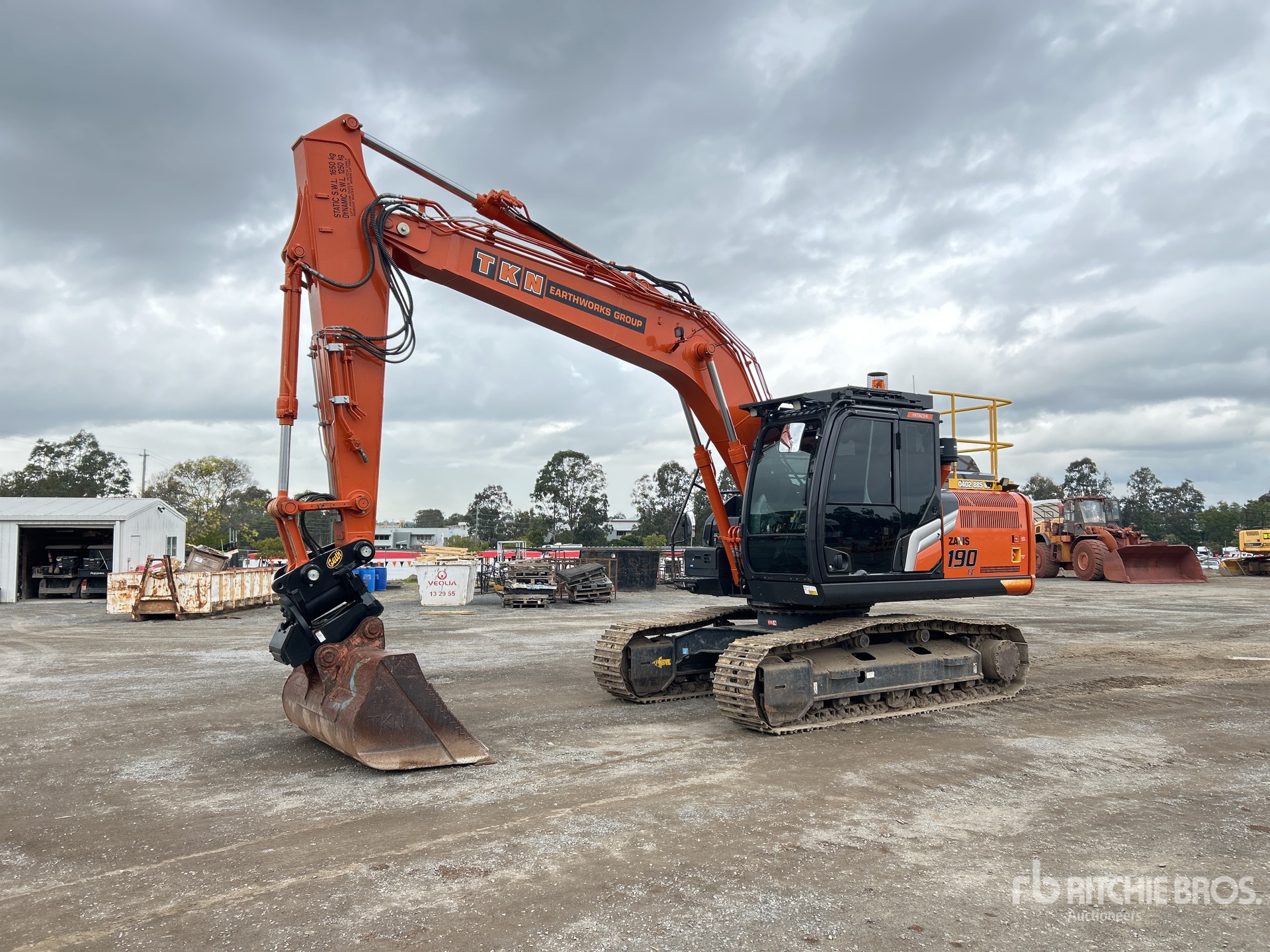 2023 Hitachi ZX160LC-7