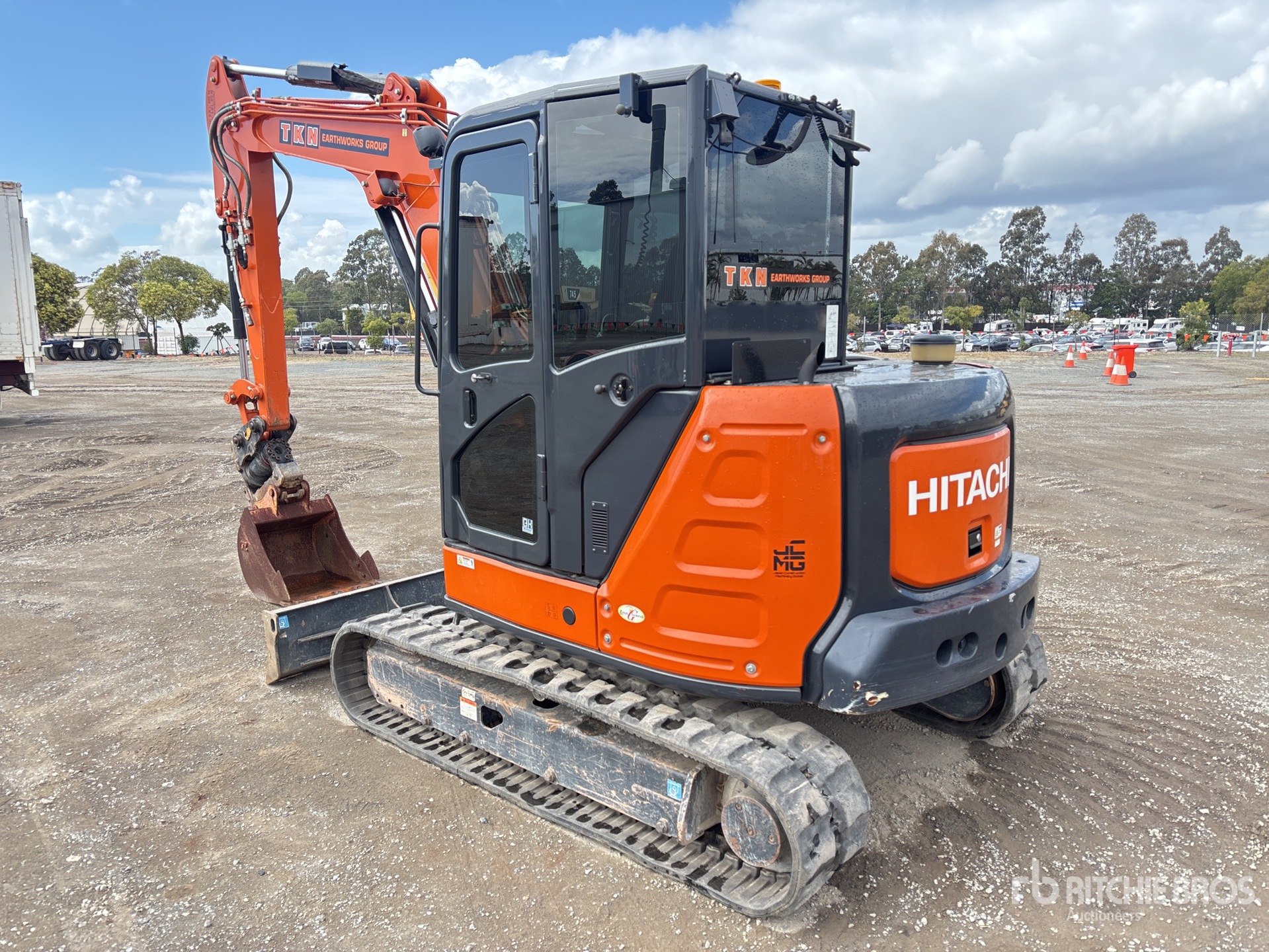 2022 Hitachi ZX65USB-5A