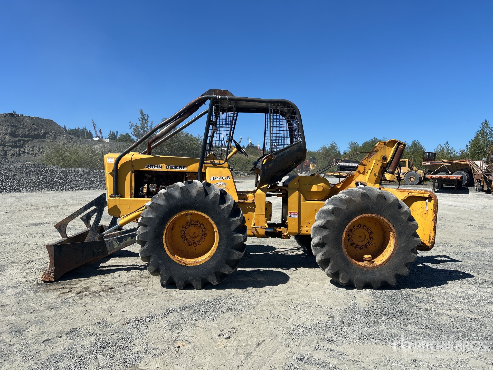 John Deere JD440B