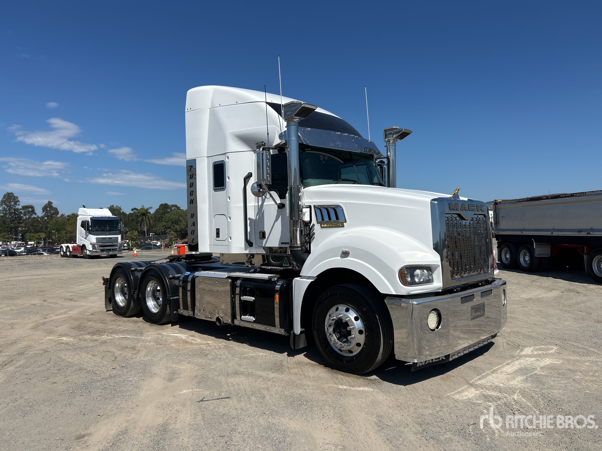 2022 Mack CLXT SUPER-LINE