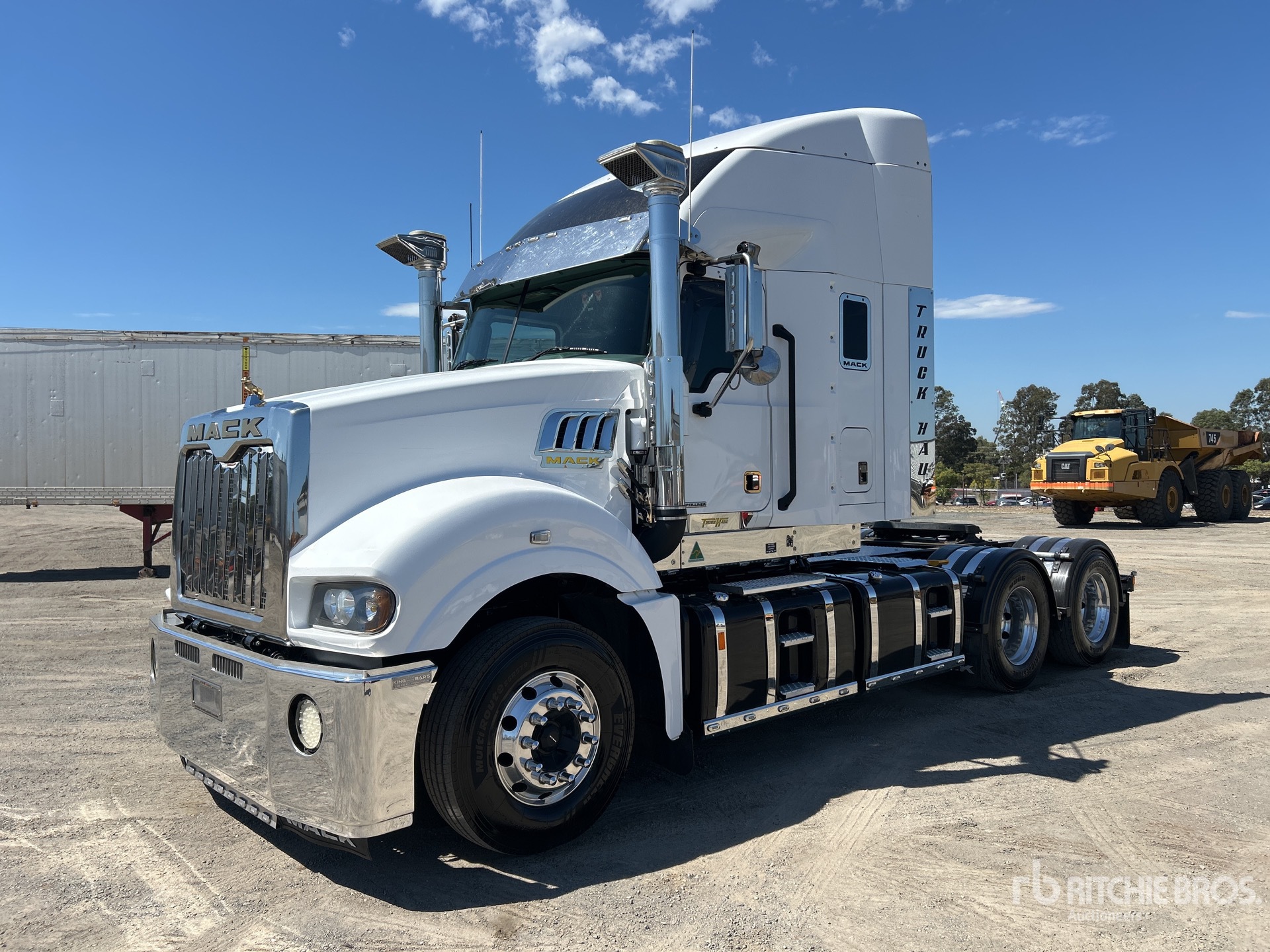 2022 Mack CLXT SUPER-LINE
