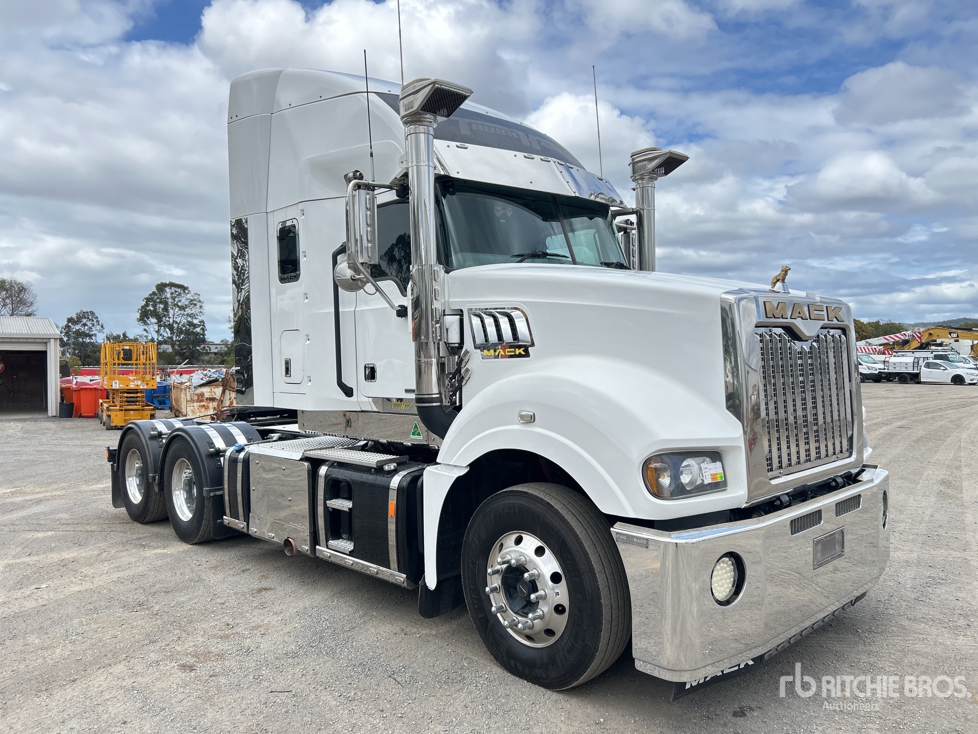 2022 Mack CLXT SUPER-LINE