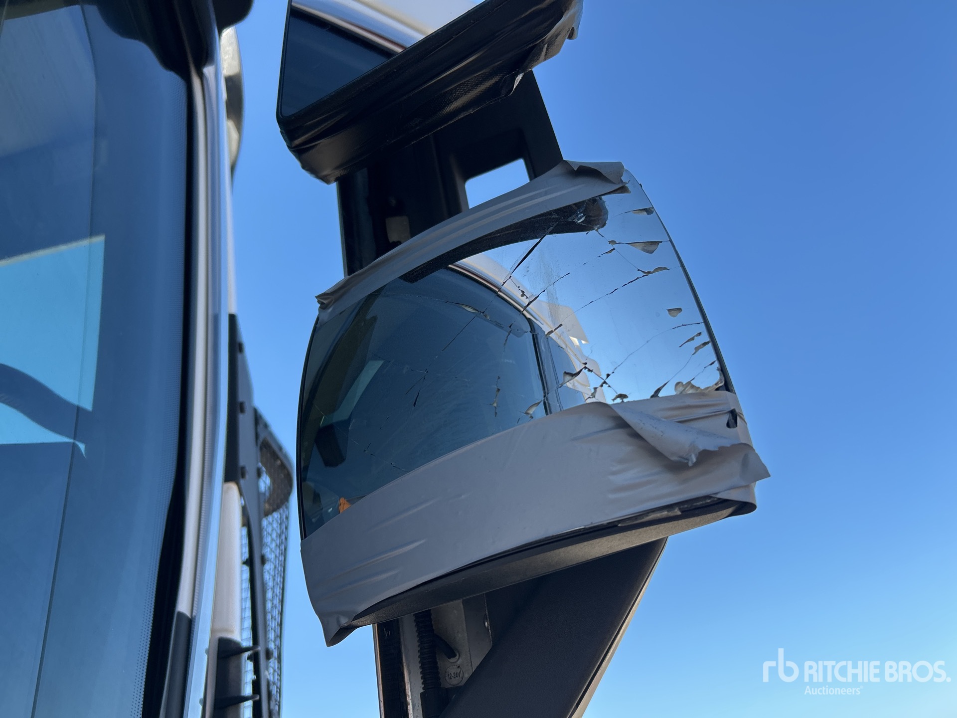 2015 Volvo FH16