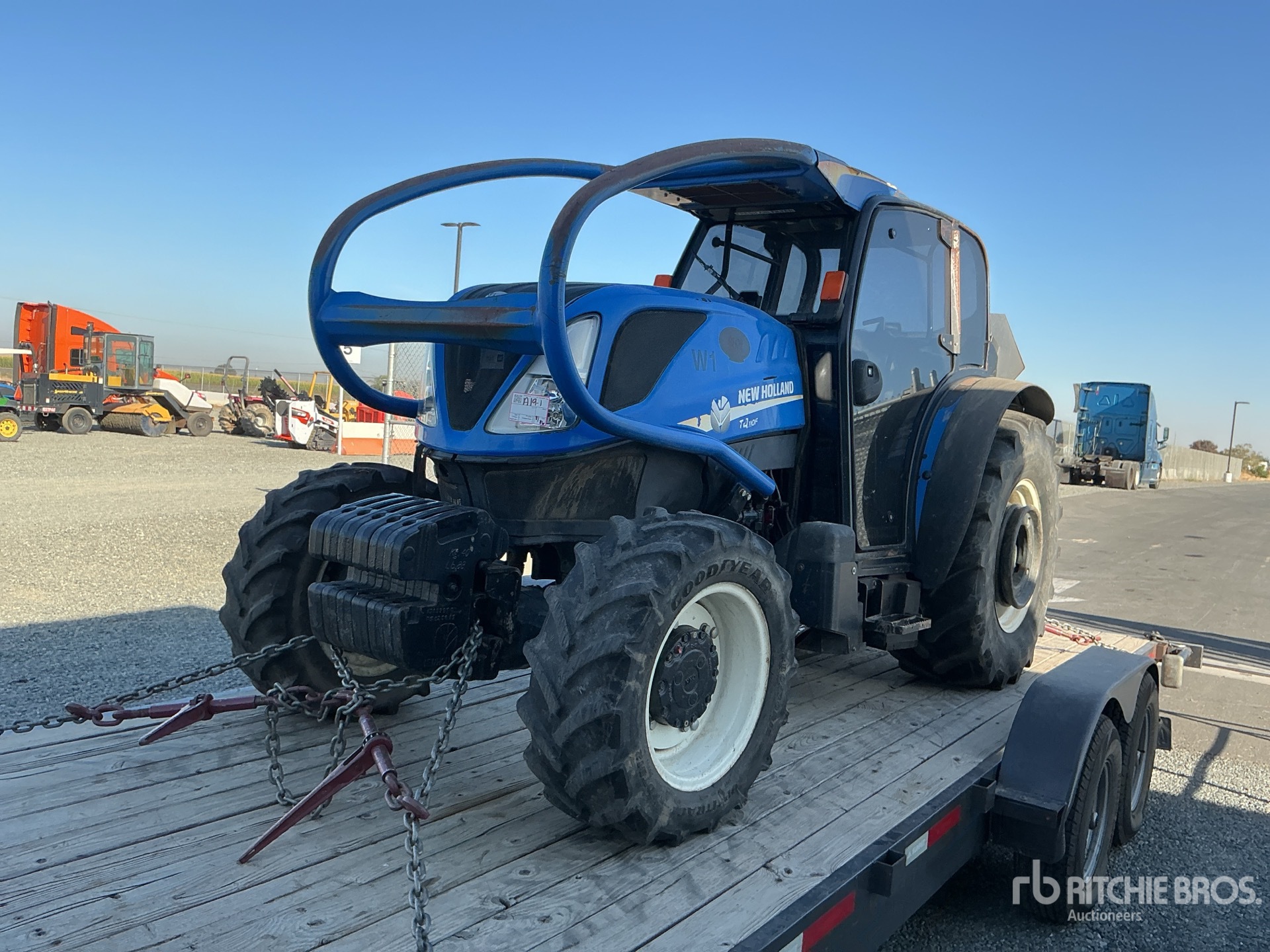 2017 New Holland T4.110F
