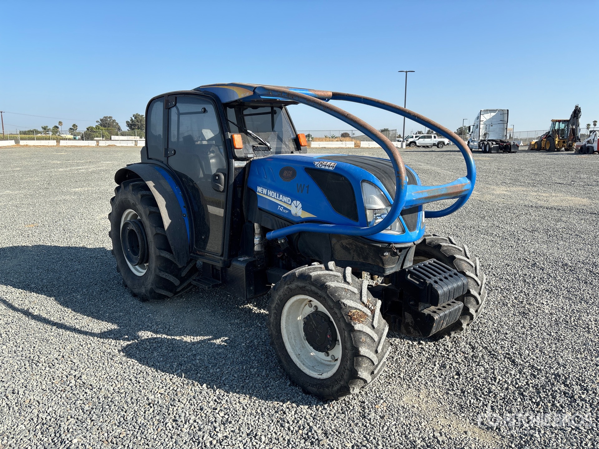 General Appearance with Picture, Right Front Corner