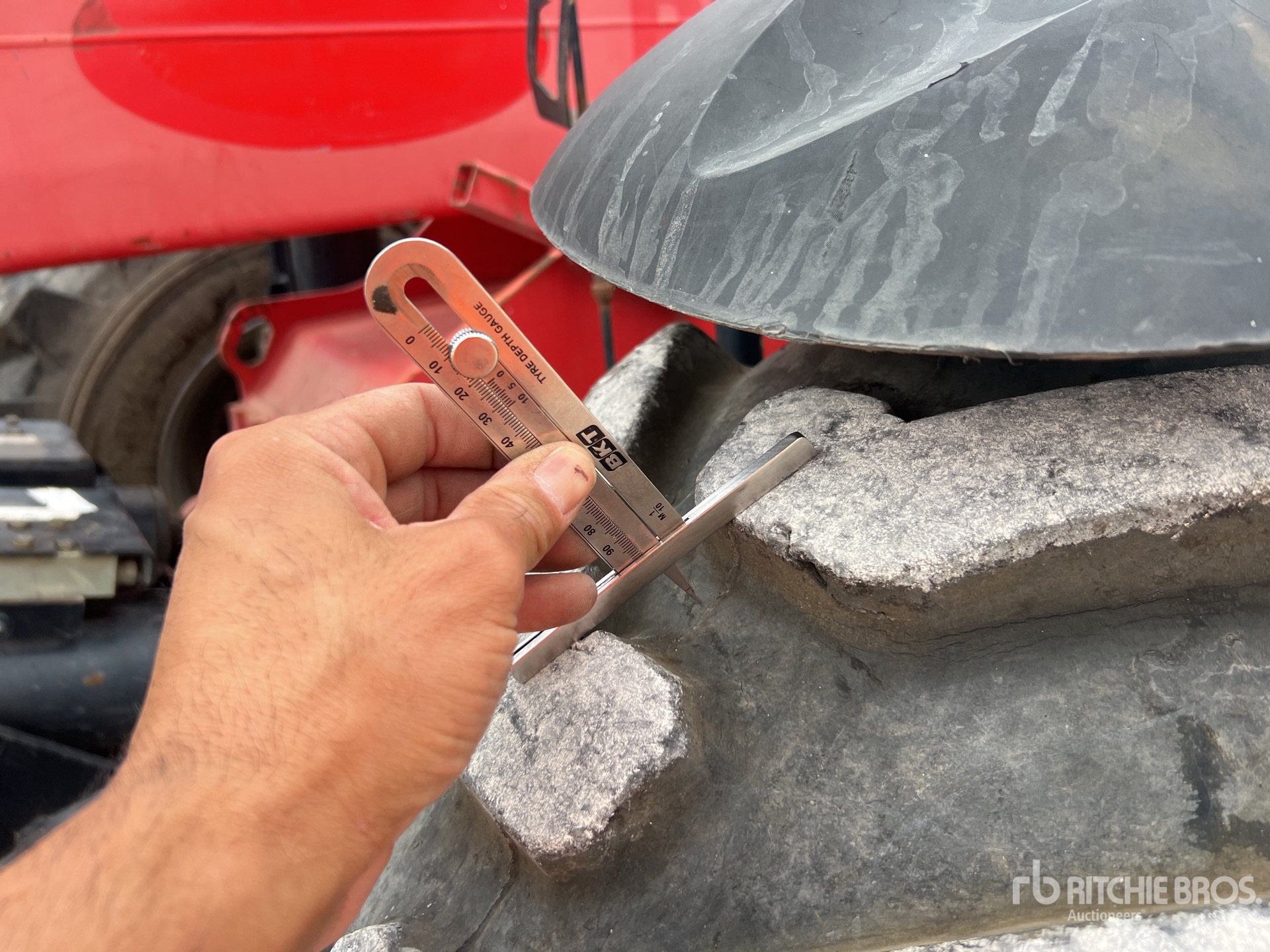 2014 Manitou MT1335