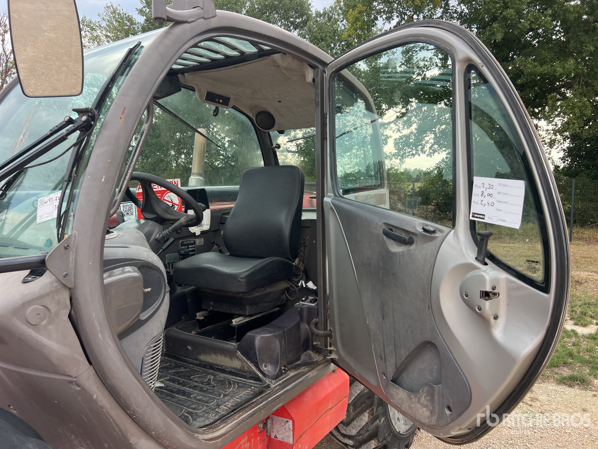 2014 Manitou MT1335