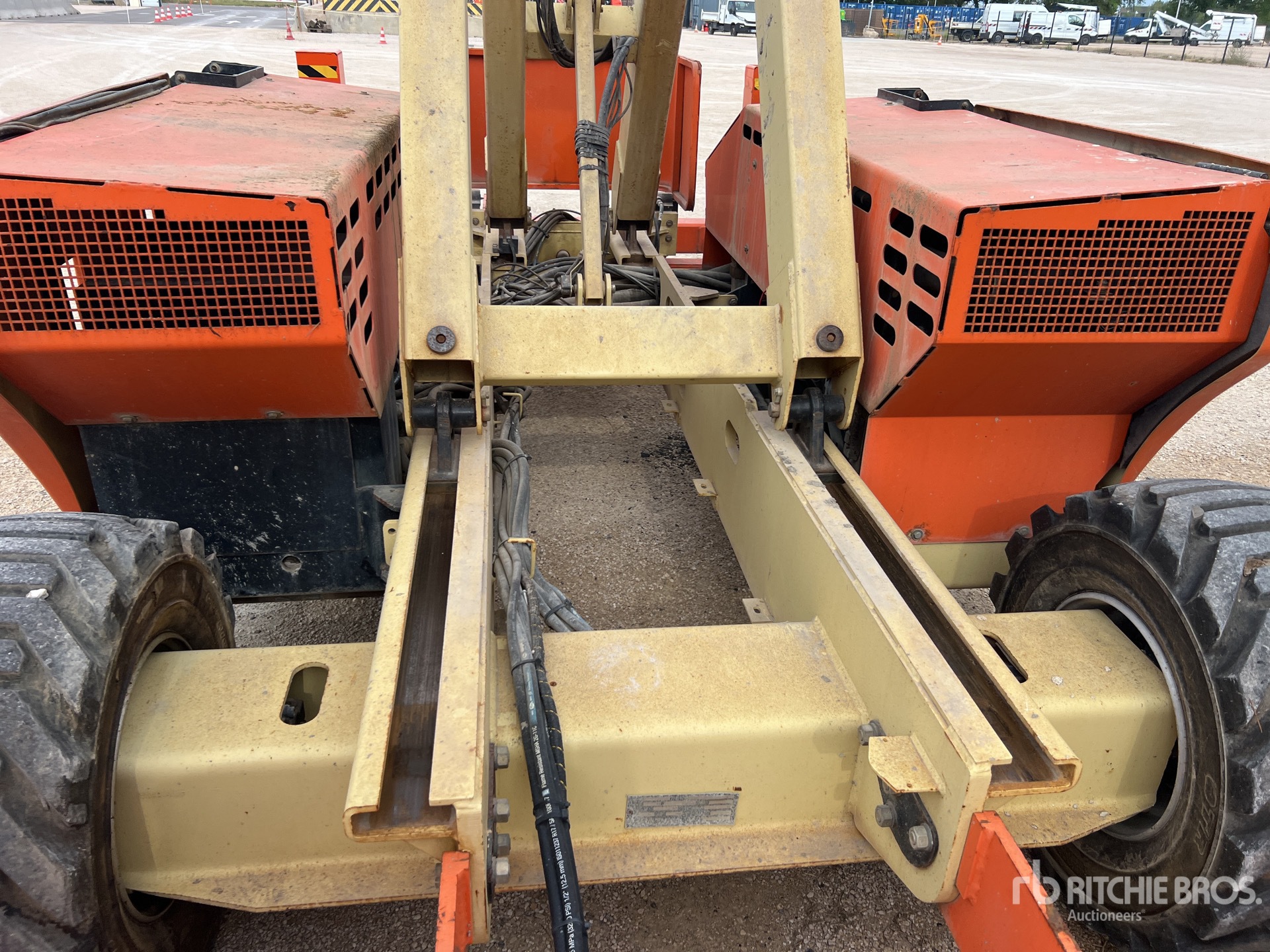 2013 JLG 3394 RT