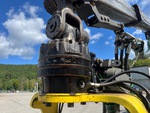 Chassis with Pins and Bushings Stick to Coupler
