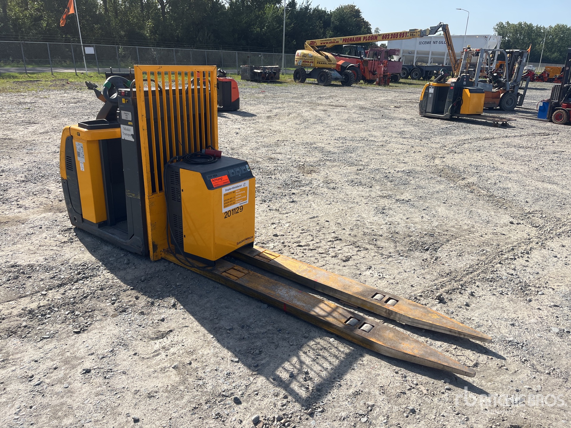 2009 Jungheinrich ECE 320 SH