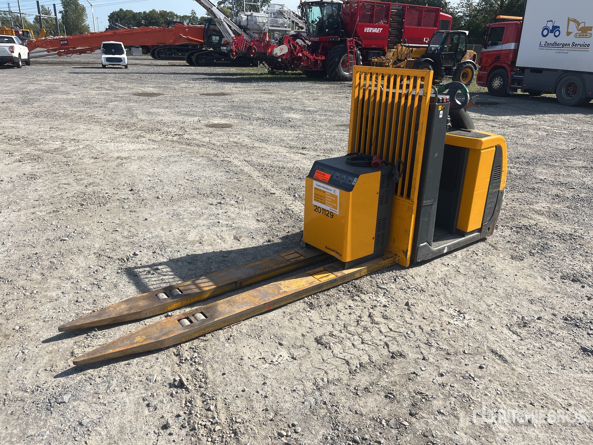 Photo of 2009 Jungheinrich ECE 320 SH