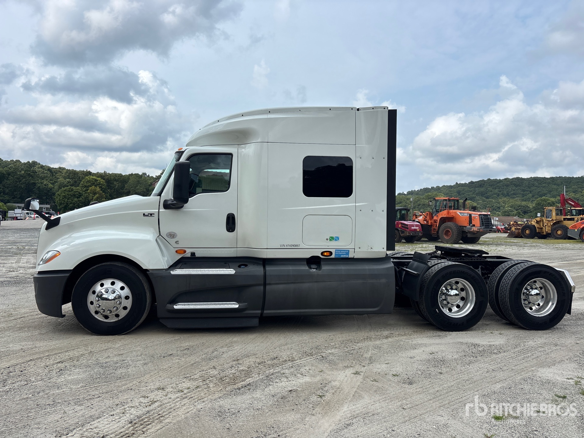 2019 International LT625