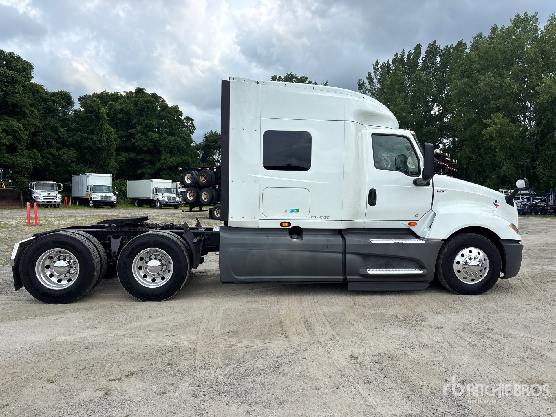 2019 International LT625