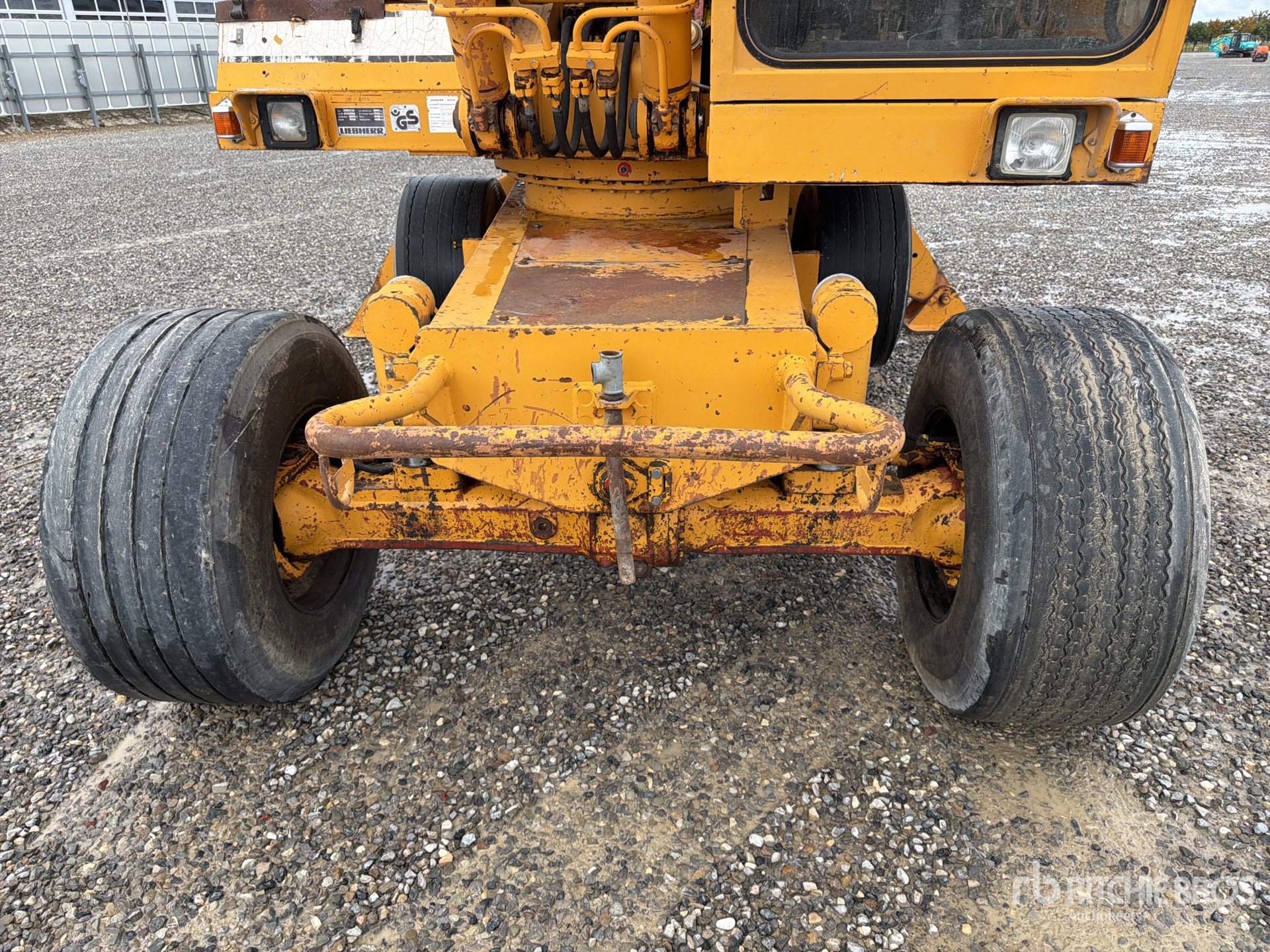 1988 Liebherr A900B