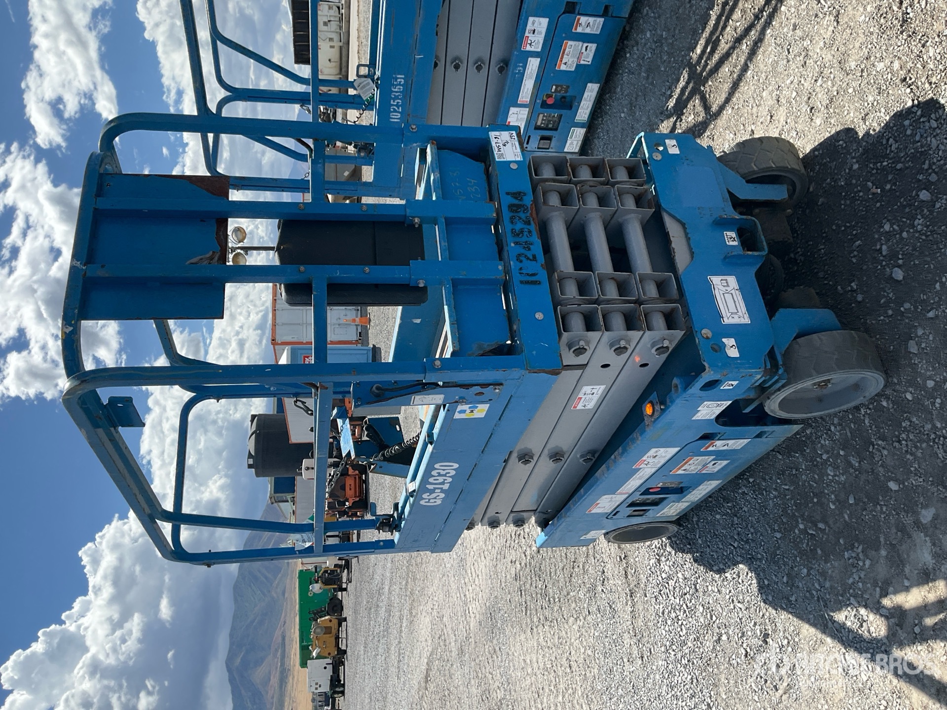 2018 Genie GS-1930