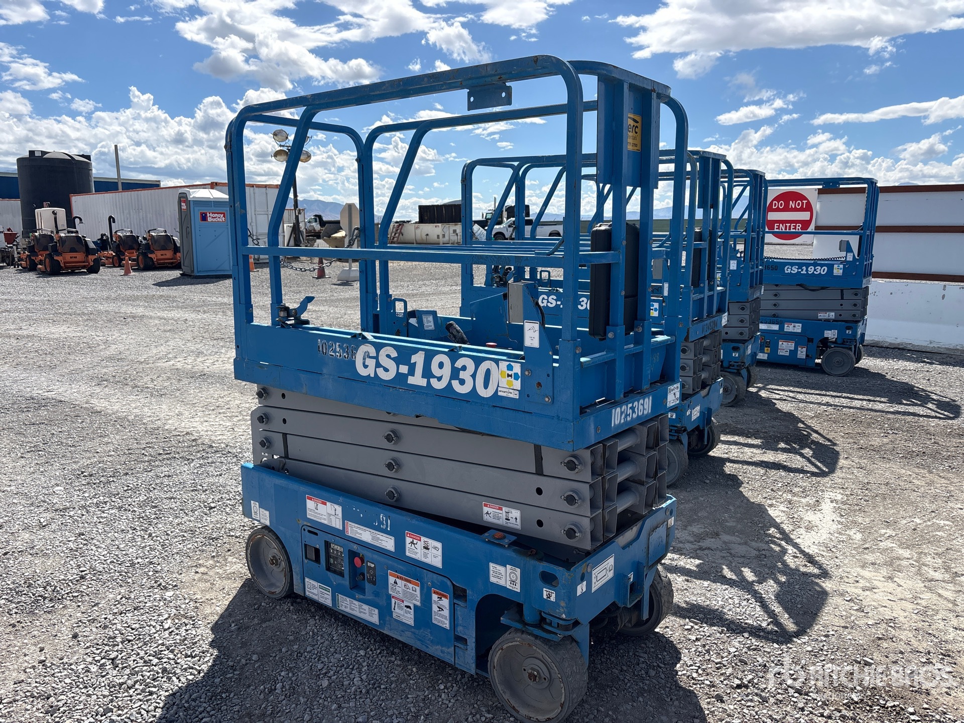 2018 Genie GS-1930