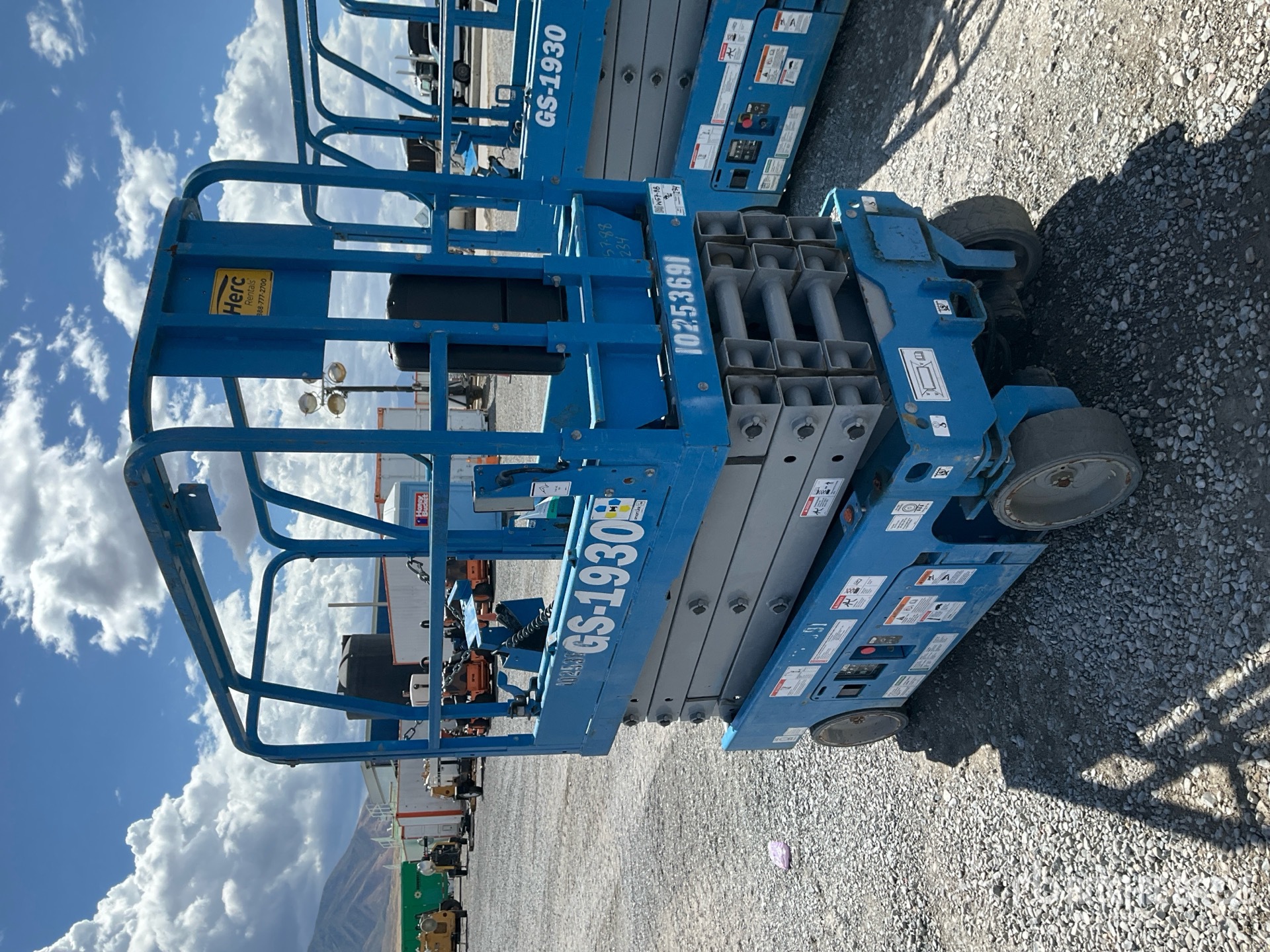 2018 Genie GS-1930
