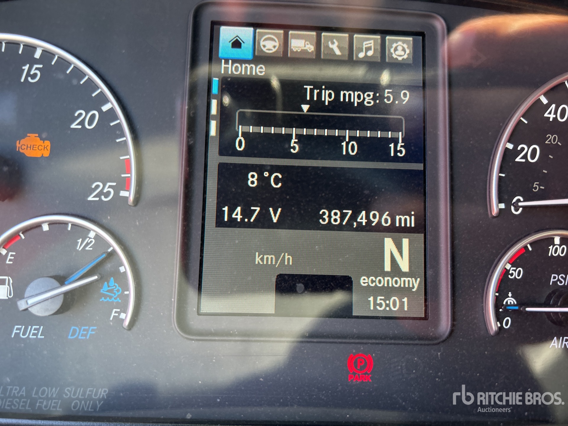 2021 Freightliner CASCADIA 126