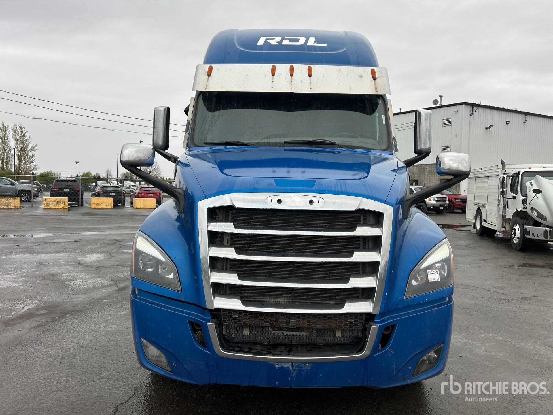 2020 Freightliner CASCADIA 126