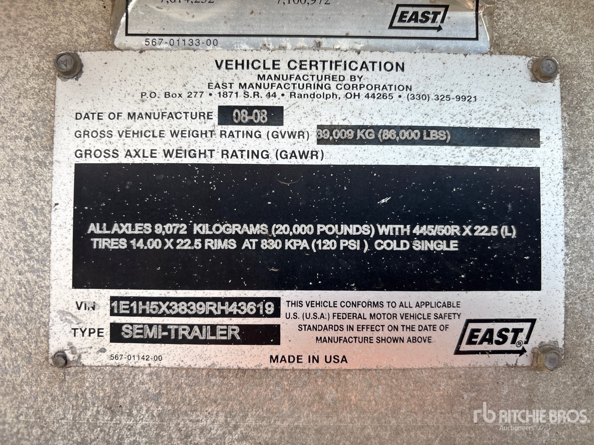 2009 East 48 FT T/A SPREAD AXLE