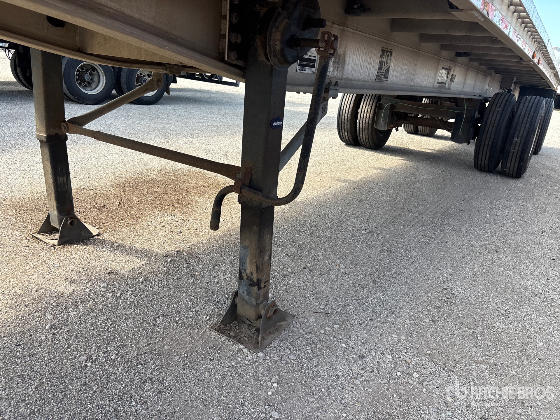 2009 East 48 FT T/A SPREAD AXLE