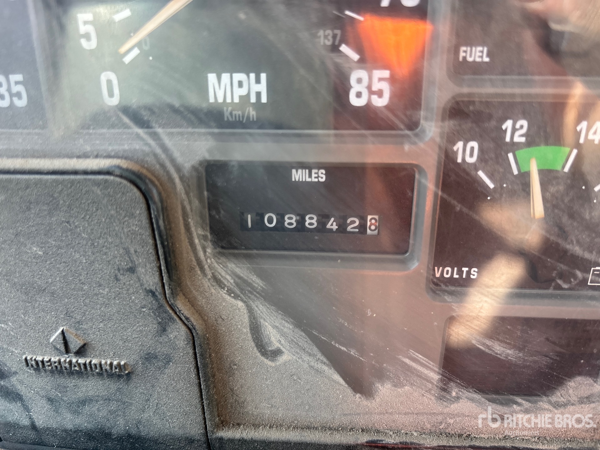 2000 International 4700 LPX